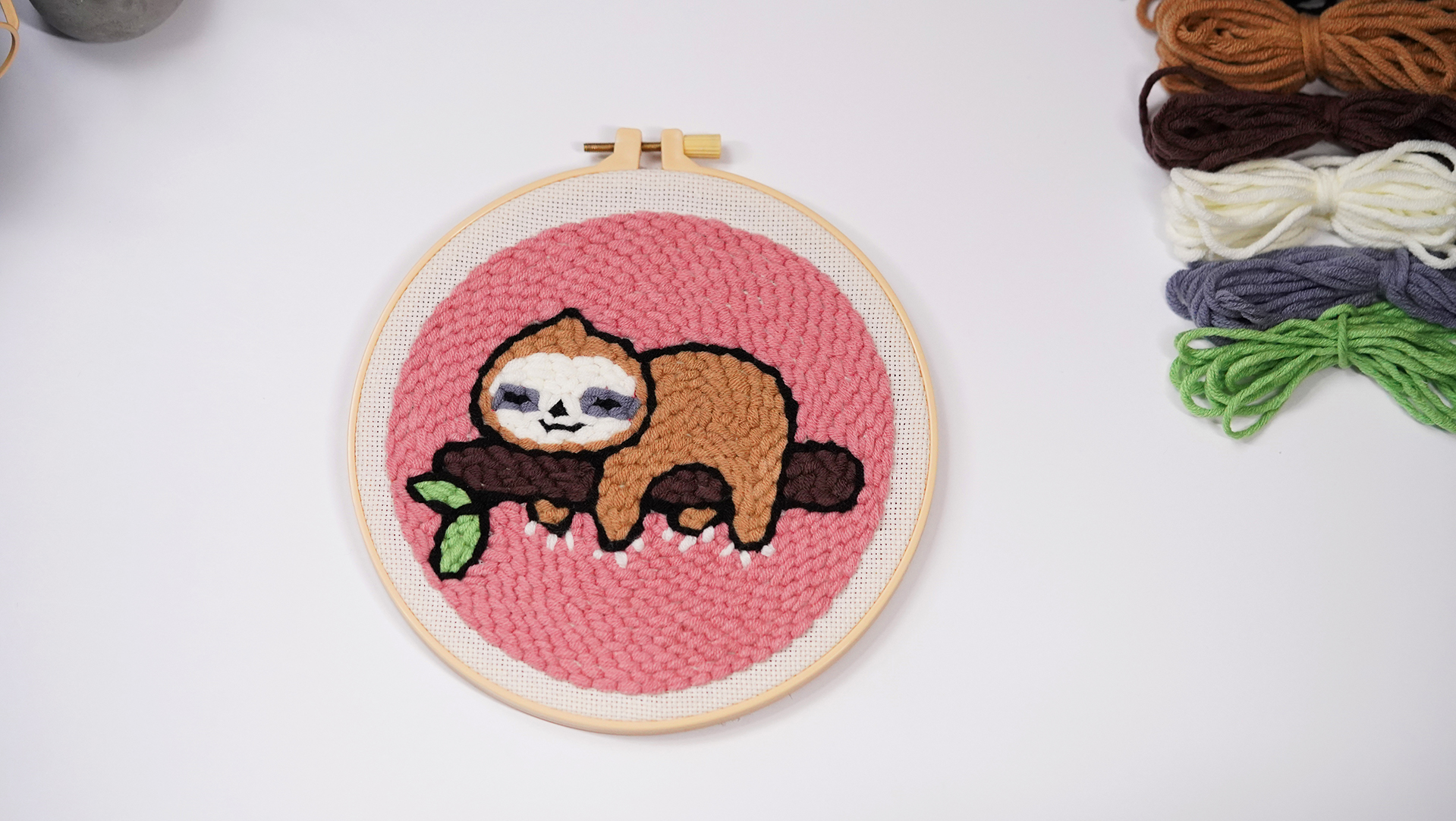 Kit Ricamo A Punch Needle Per Principianti - Include Penna, Telaio, Filo E Istruzioni Per Creare Decorazioni