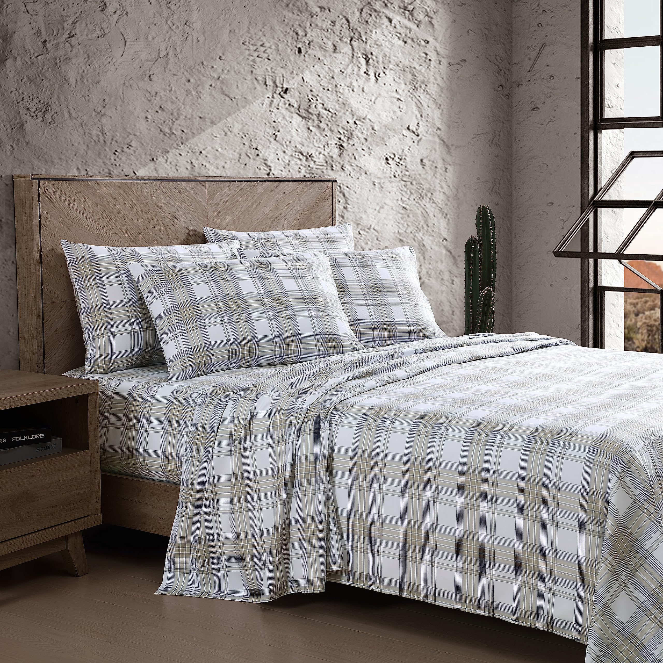 Wrangler- Queen Duvet Cover Set, Reversible Cotton Bedding Set with Matching Sham(s), Casual Home Décor (Prairie Floral Red, Queen