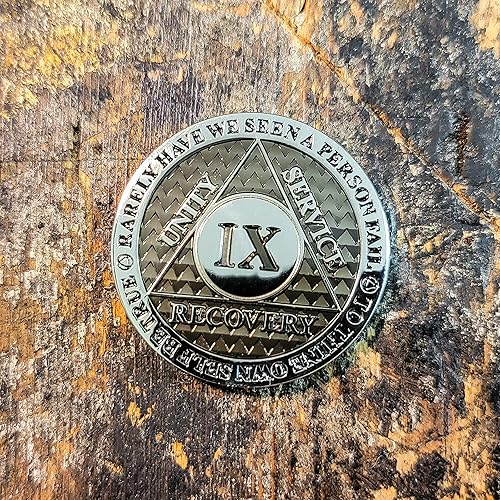 Miniatura 4 de Moneda de sobriedad de 9 años  Chip AA Legacy  Ficha de aniversario de recuperación de tres placas gruesas (gris)