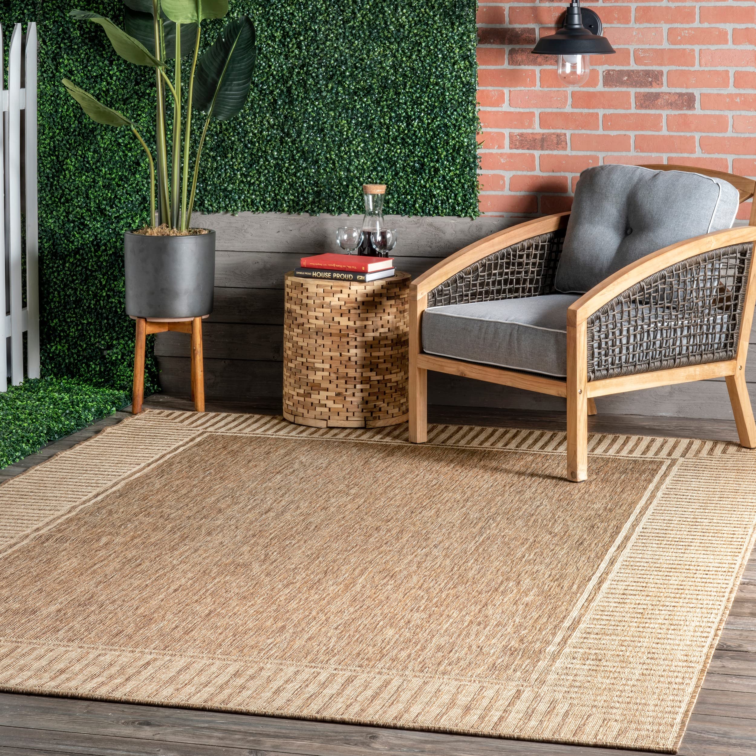 nuLOOM Asha Simple Border Indoor/Outdoor Accent Rug, 2' x 3', Light Brown