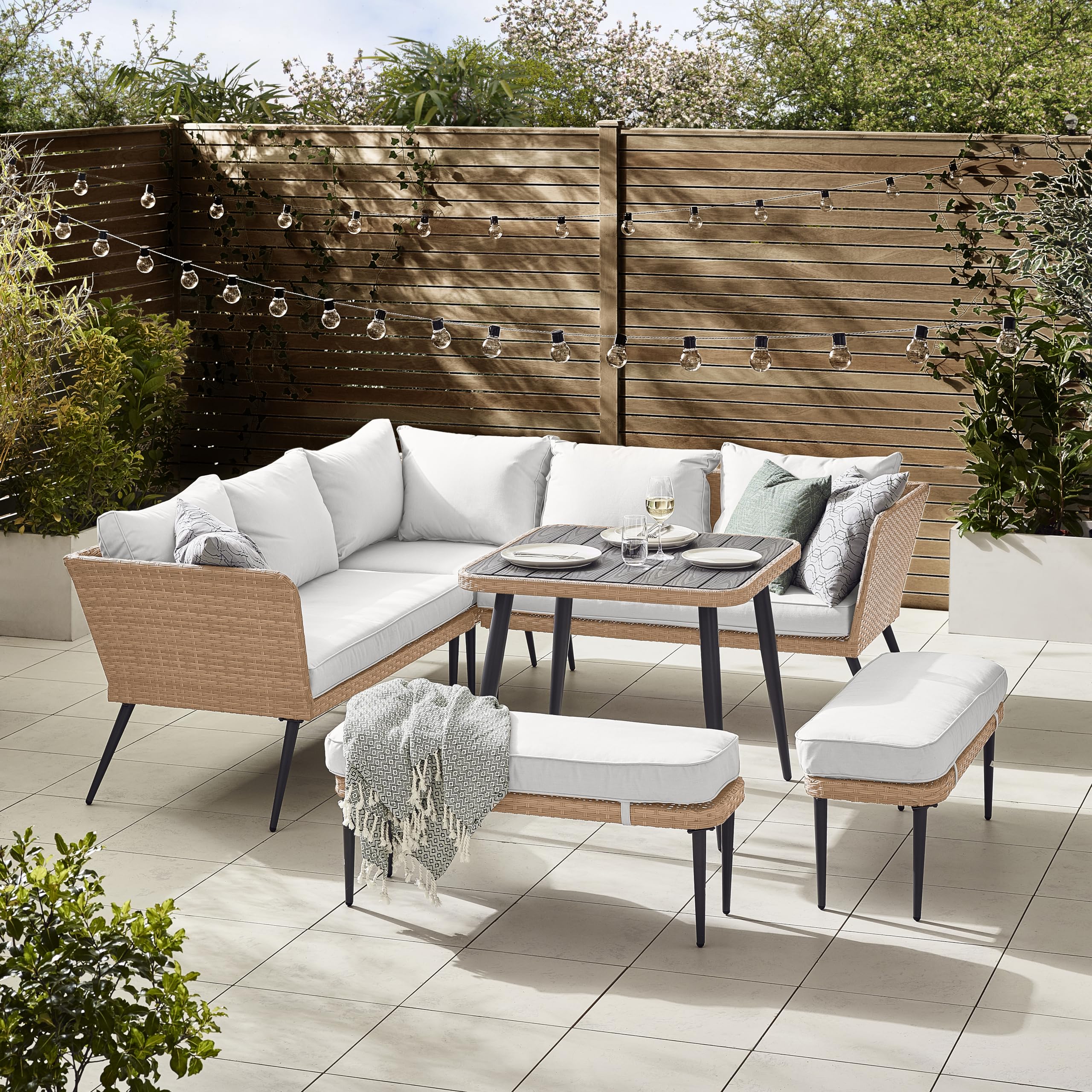 Furniturebox UK Seychelles Beige 9 Seat PE Rattan & Wood Effect Outdoor Garden Sofa Set - Beige Cushions, 5 Seat Corner Sofa + 2 Benches + Square Table, Modern Boho Industrial Patio Furniture
