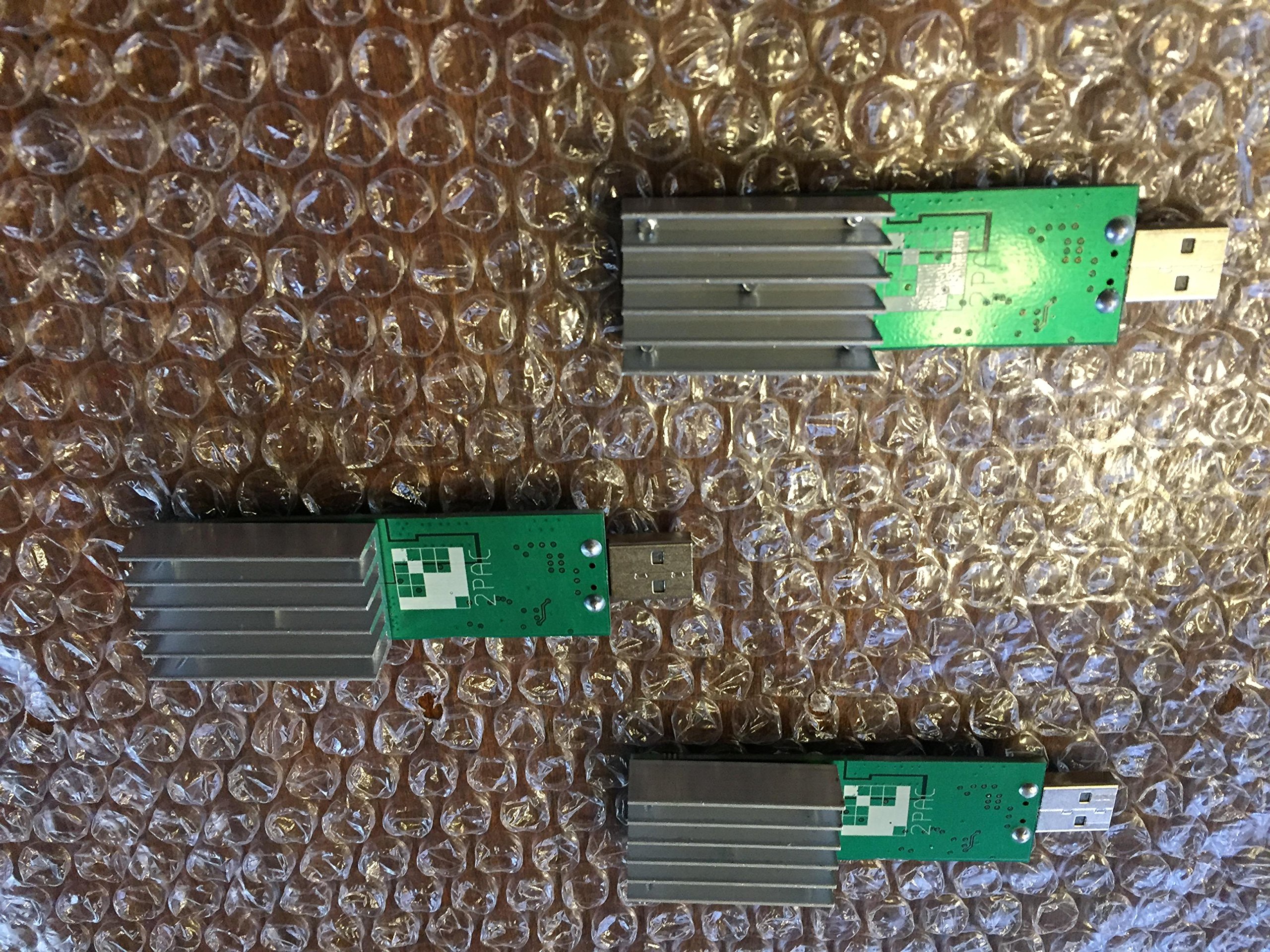 Rev 2 GekkoScience 2-Pac Compac USB Stick Bitcoin Miner 15gh/s+ (BM1384x2): USB  Flash Drives: Amazon.com.au