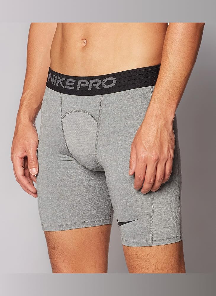 新品 NIKE テックパック プロ トレーニングパンツ ショート