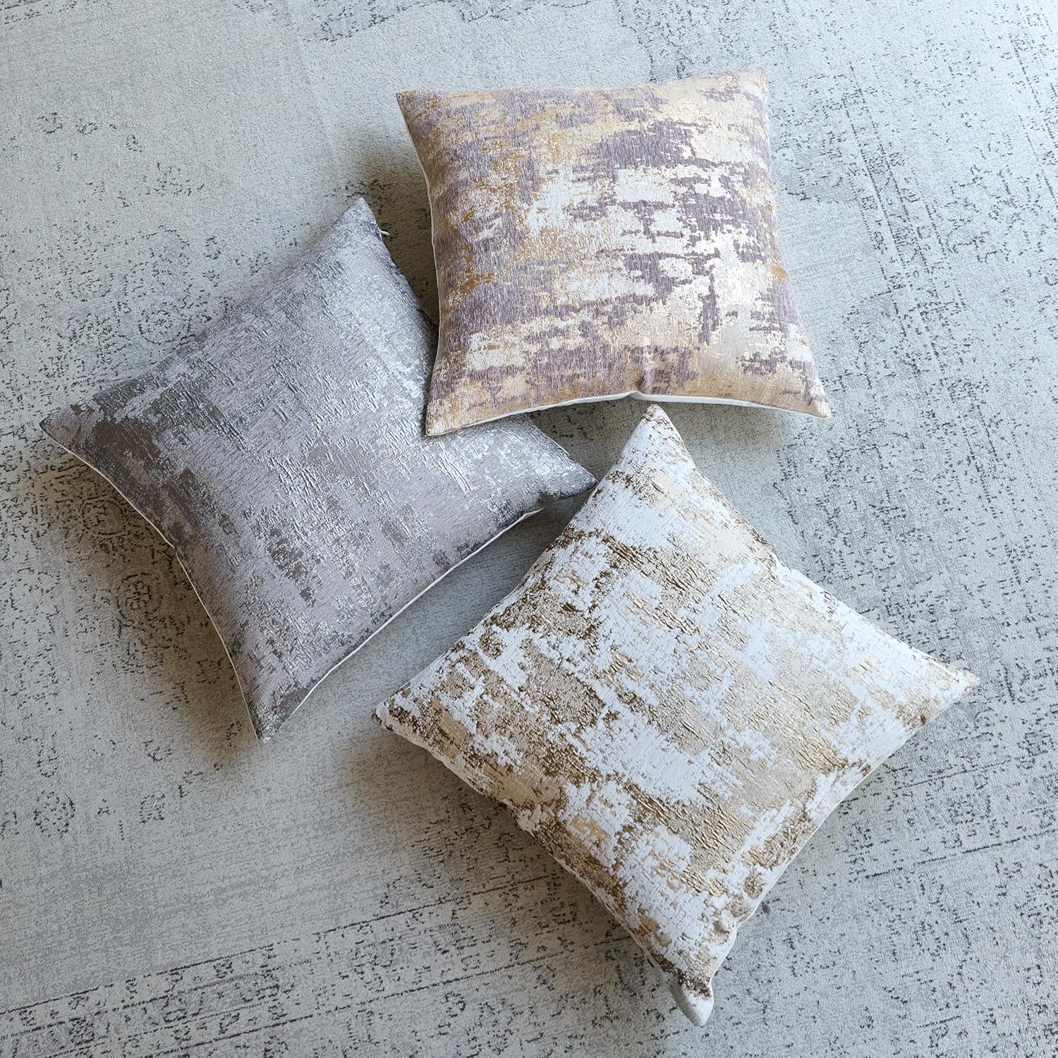 THE-TINOART Pack of 2 Chenille Jacquard Accent Pillow Covers 20x20, Soft Cream and Metallic Gold Abstract Design, Modern Luxury for Sofa Couch Living Room