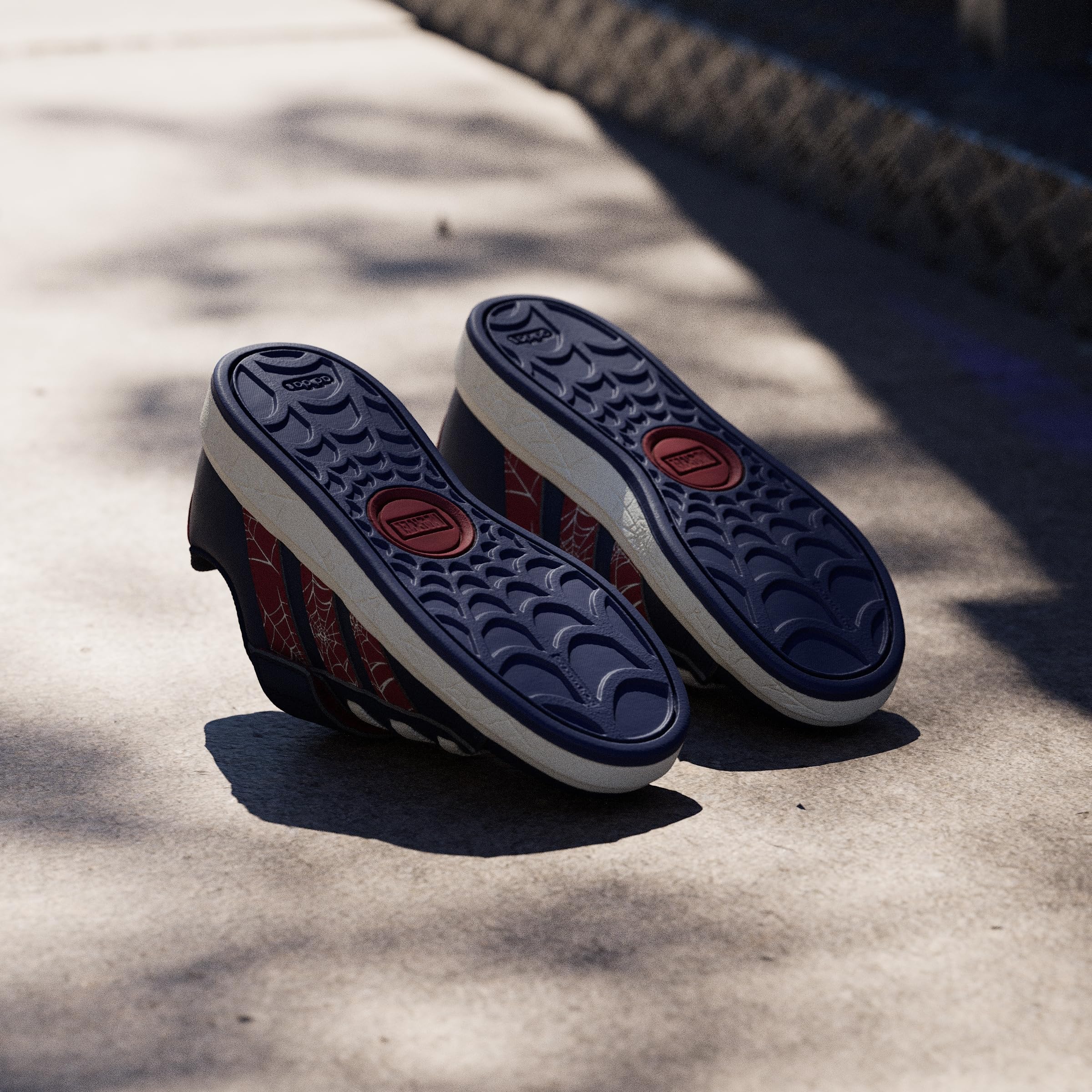 adidas Kids' Chaussure Marvel Spider-Man Grand Court