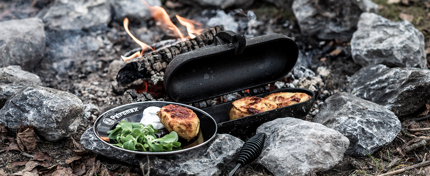 ペトロマックス(PETROMAX) ポテトクッカー Amazon.com : Petromax Cast Iron Potato Roaster, Campsite Cooker