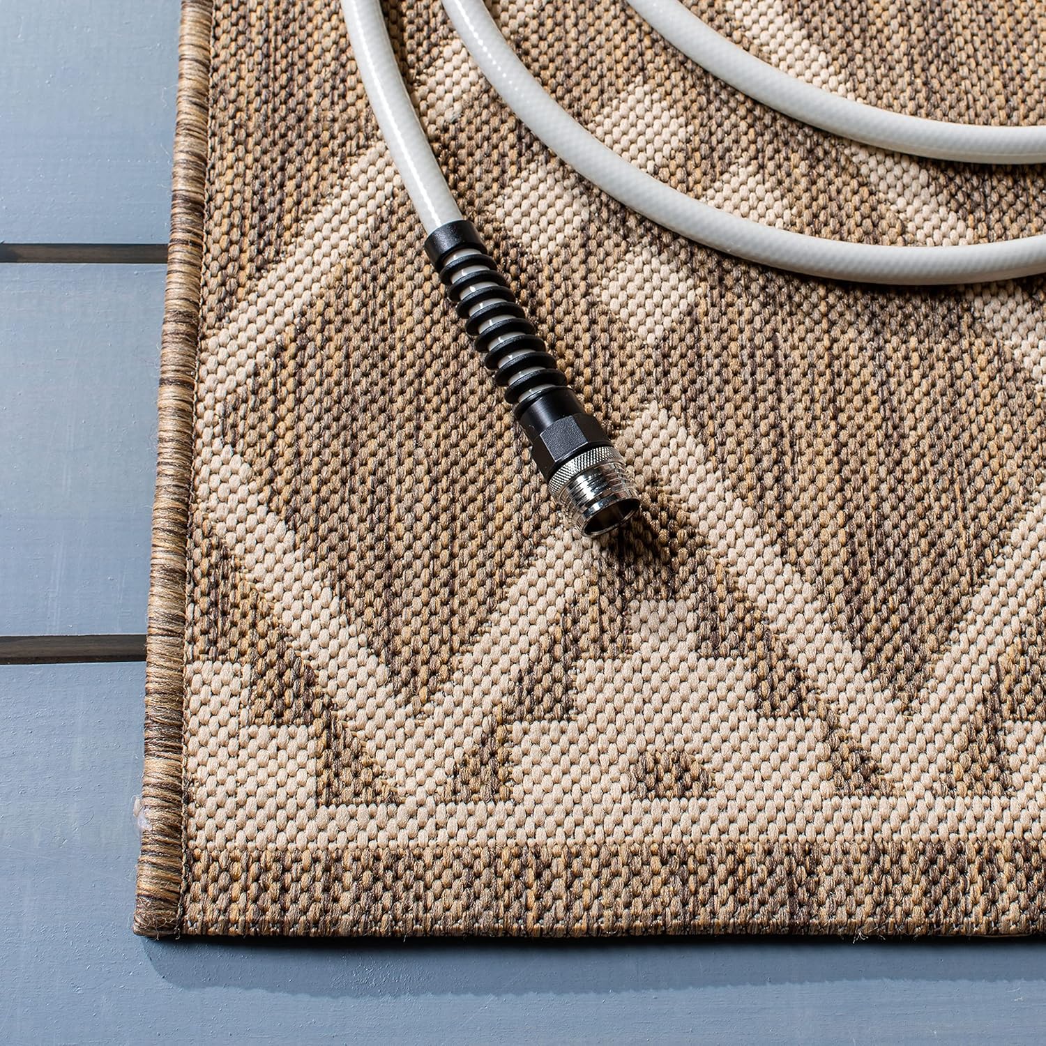 SAFAVIEH Washable Rug Outdoor Courtyard Collection - 2'7" x 5', Brown & Light Beige, Non-Shedding & Easy Cleaning, Ideal for Patio, Backyard, Mudroom (CY6303-232)