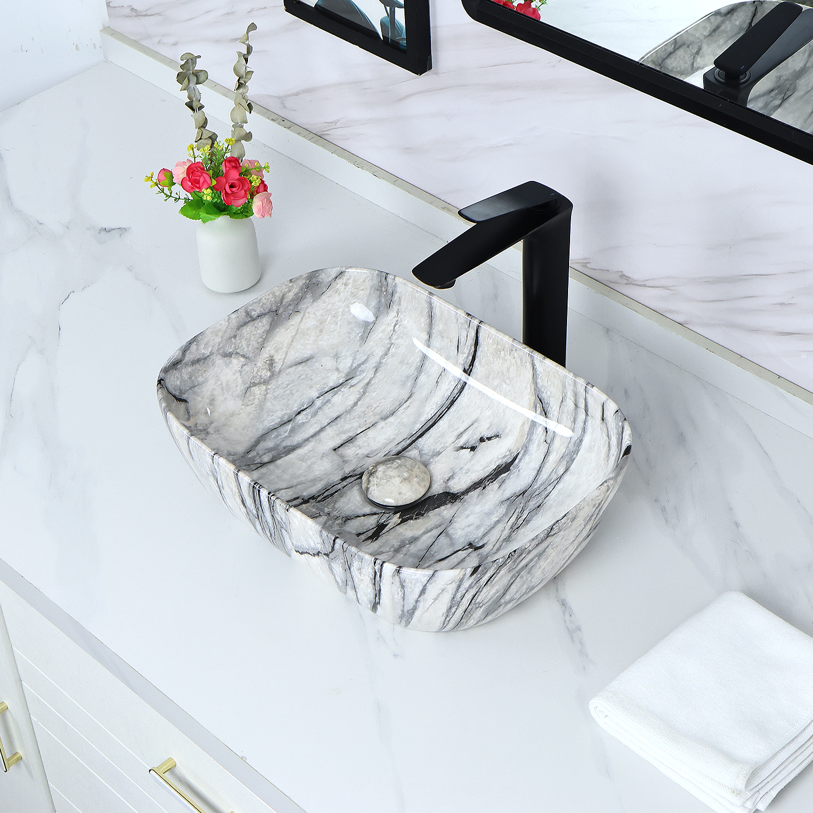 digne hugeT white ディニュ Davivy 18.1'' X 13