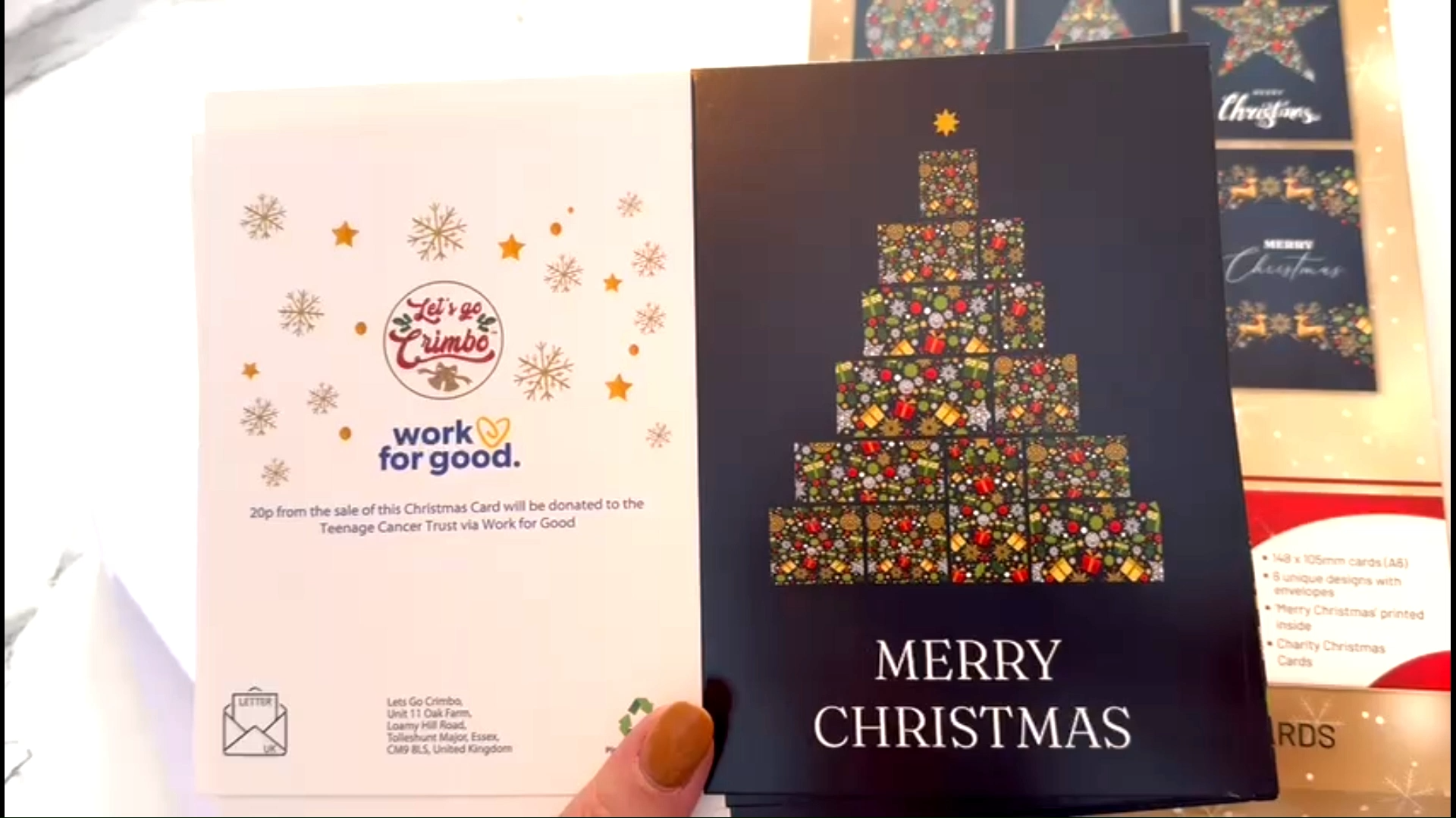 Charity Kerstkaarten Pack van 32. Elke kerstkaart Multipack heeft 4