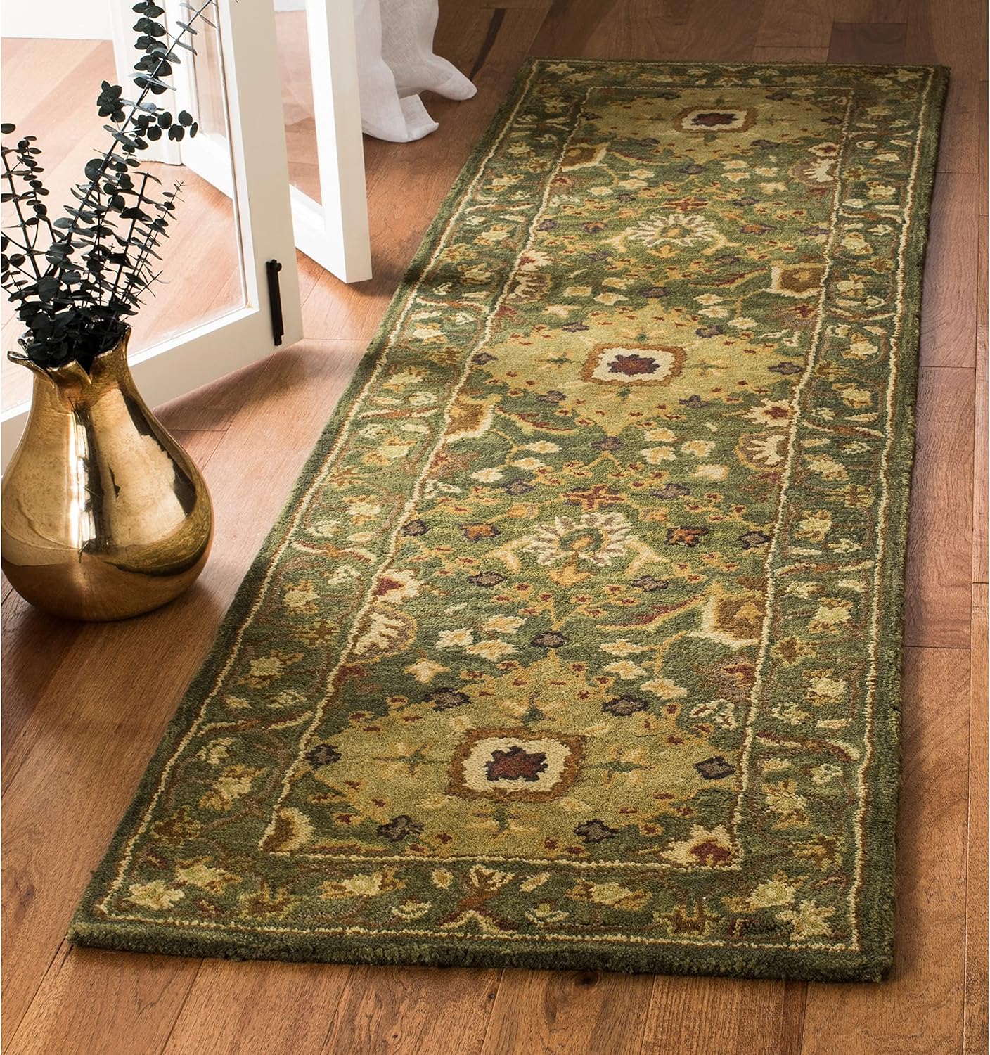 Handmade Blue Wool Tufted Round Area Rug, 3' x 5'