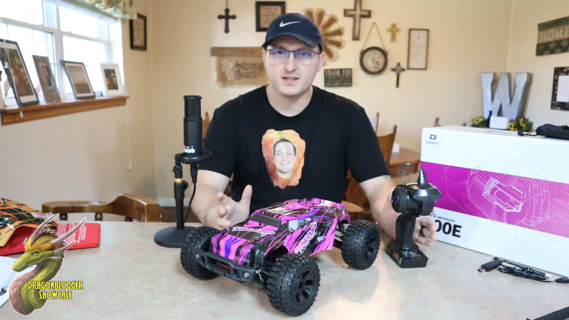 Watch Must See Review! DEERC 200E Ultra Fast RC Car Stunt Tests on