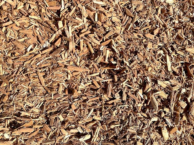 Western Red Cedar Chip Mulch, 42 Quarts, Natural Red Cedar Chips for Landscape and