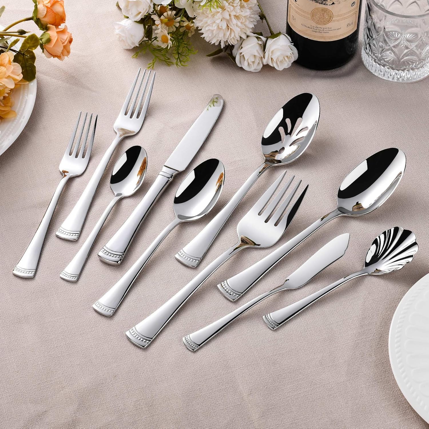 18/10 Stainless Steel Flatware Set for 12, 65-Piece Weighted Silverware Set with Serving Utensils Set, Modern Silverware Knives Forks Spoons, Ideal for Home Wedding Party