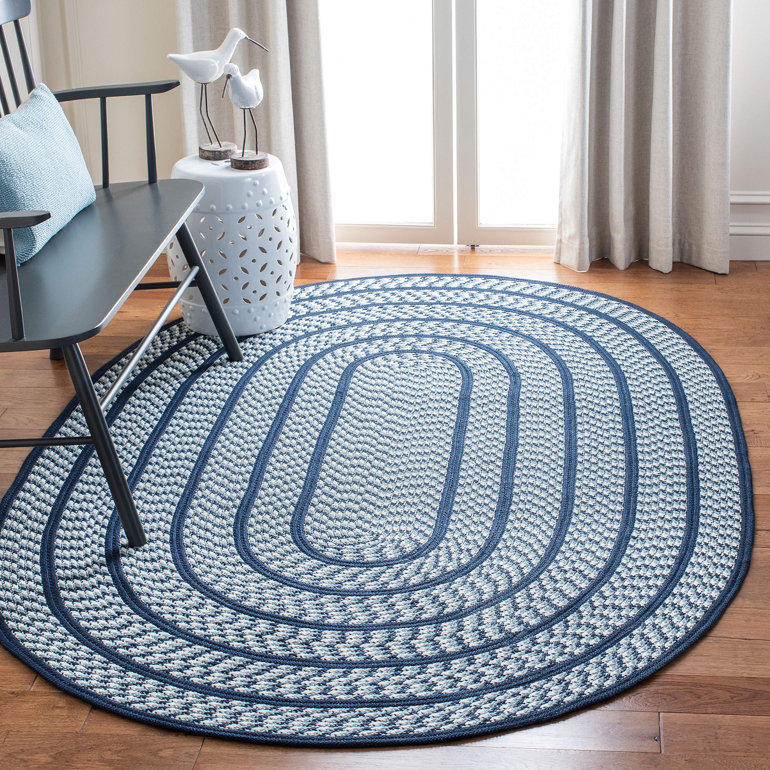 SAFAVIEH Braided Collection 3' x 5' Oval Ivory / Navy BRD401D Handmade Country Cottage Reversible Area Rug
