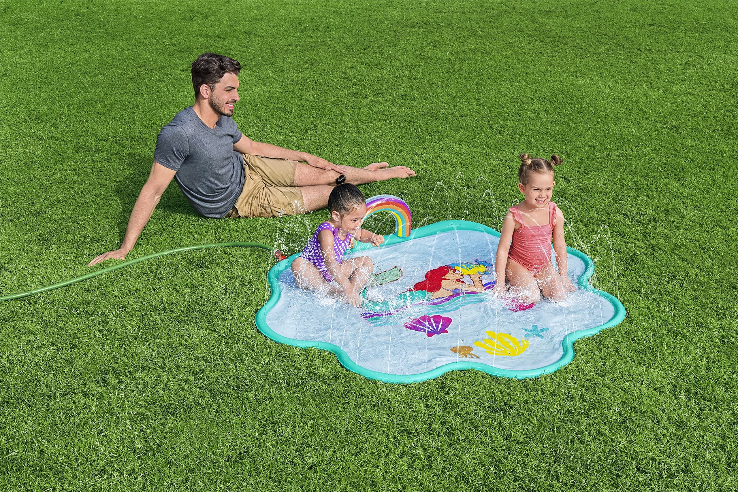 64" x 57"/1.63m x 1.45m Splash Pad