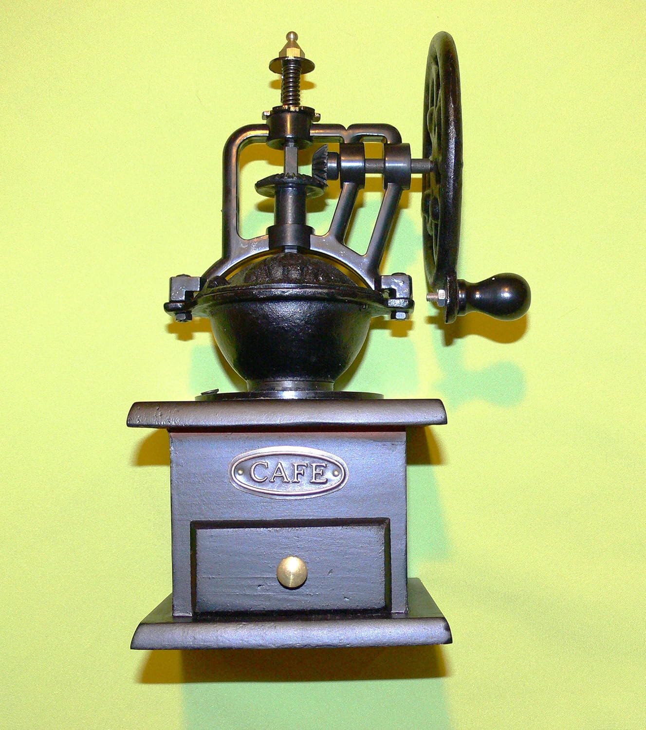Antique Style Coffee Grinder with Hand Wheel Home & Kitchen
