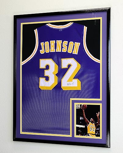 Miniatura 6 de XL Double Matted Custom Framed marco con vitrina para suéter con 98% de protección UV.