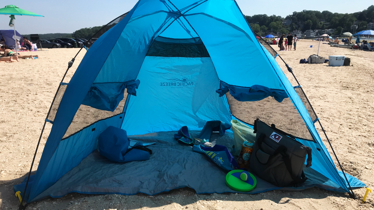 pacific breeze tent Watch Beach Tent, Easy Set up and Can Take Wind! on Amazon Live 4-person pedal boat - National Prep Color:Rot + Werkzeug a storage pocket holds