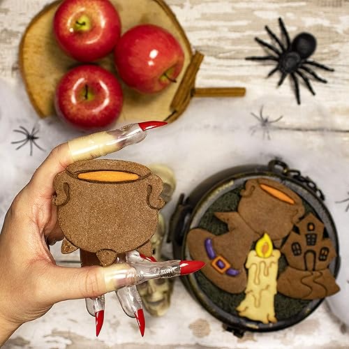 Miniatura 5 de Juego de 4 cortadores de galletas con temática de brujería (diseños: vela, caldero, sombrero de bruja y casa encantada), 4 piezas - Bakerlogy