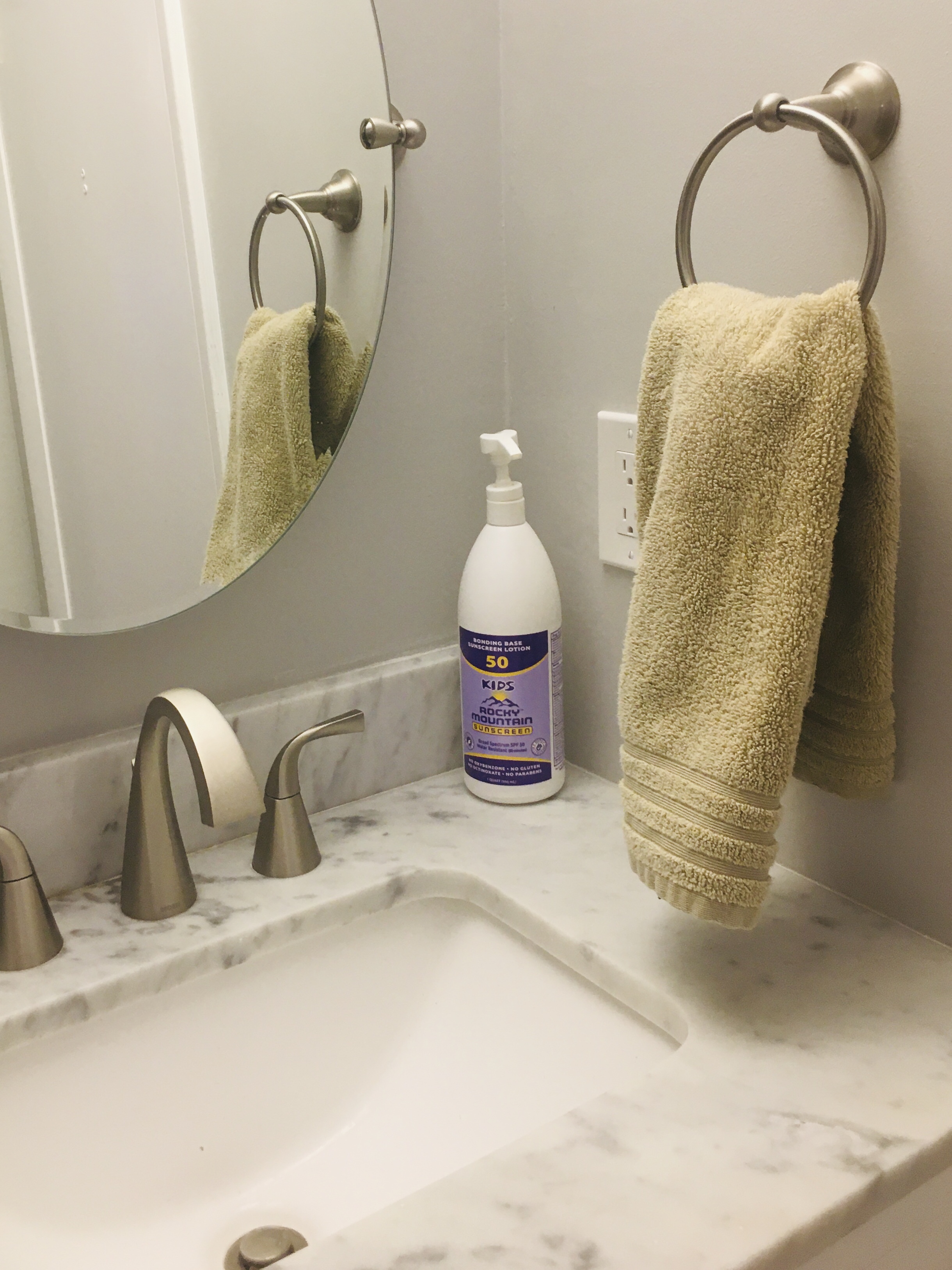 Rocky Mountain Sunscreen Coral Isles by Rocky Mountain Sunscreen | SPF 50 KIDS Lotion | Broad Spectrum UVA/UVB Protection | Hawaii Reef-Safe Act Compliant | Oxybenzone & Octinoxate Free | Water Resistant 80 Min. | 128 Fl Oz
