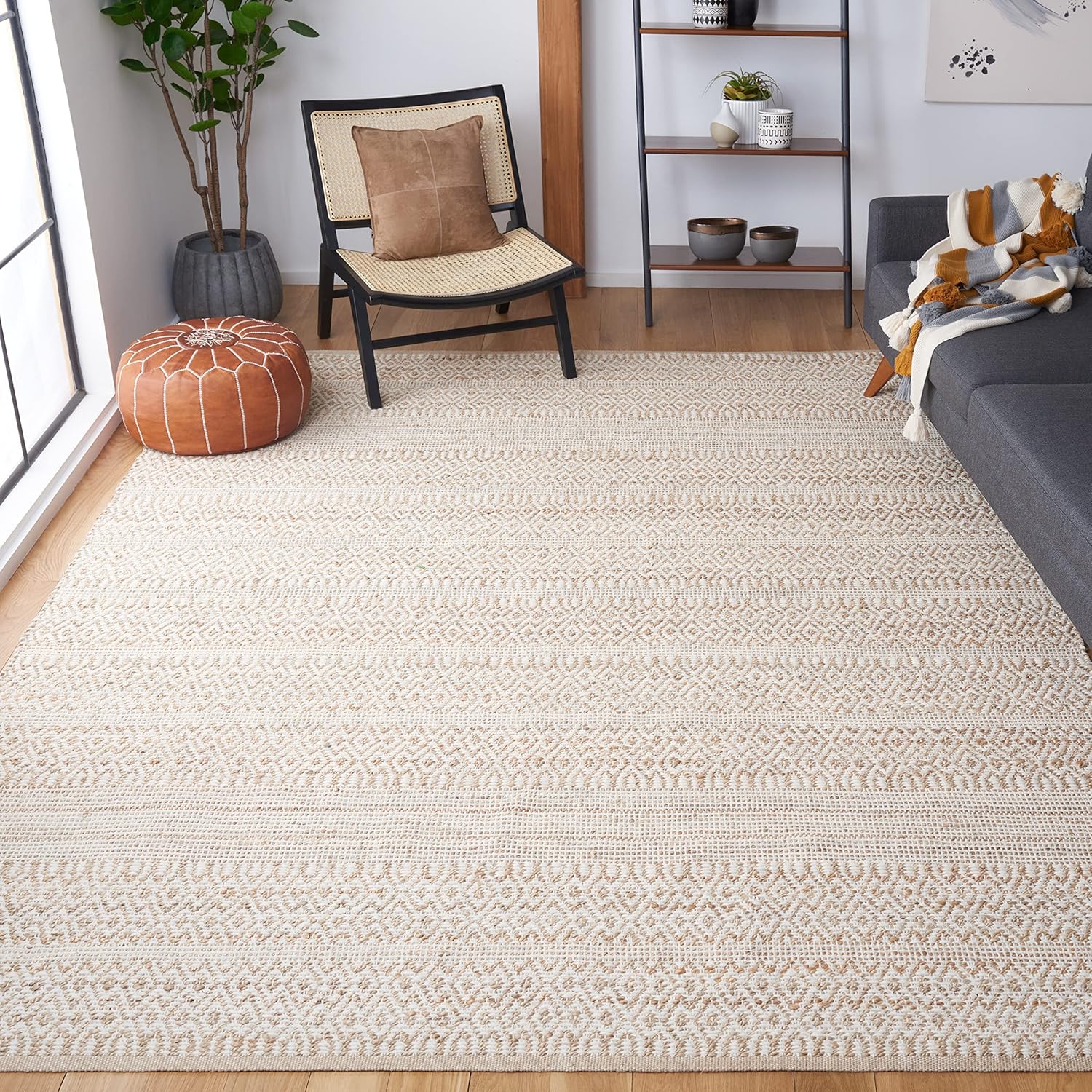 Ivory Hand-Knotted Wool 8' x 10' Area Rug