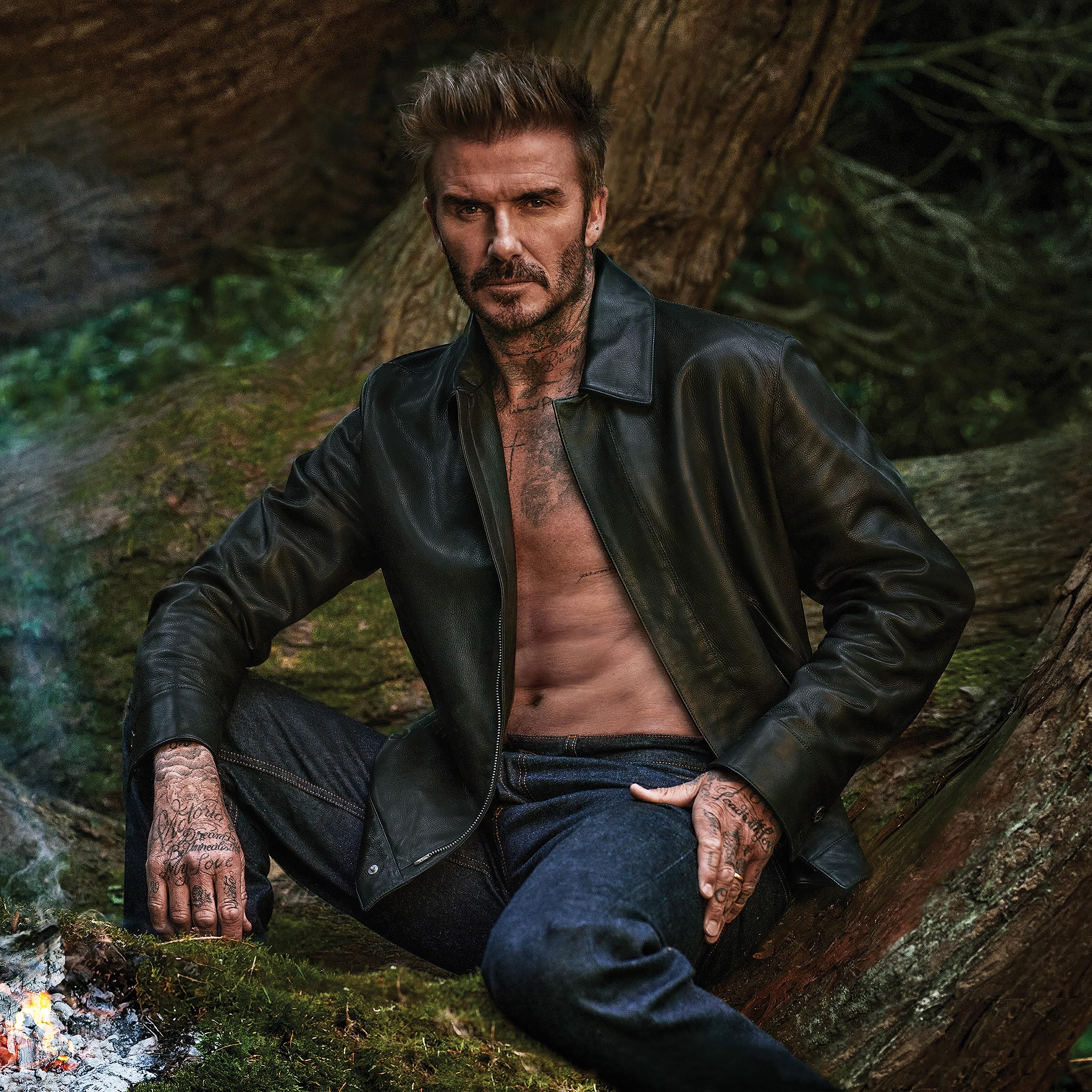 David Beckham Bold Instinct Eau de Parfum Uomo, profumo legnoso aromatico, fragranza sofisticata, straordinario flacone nero opaco 75 ml
