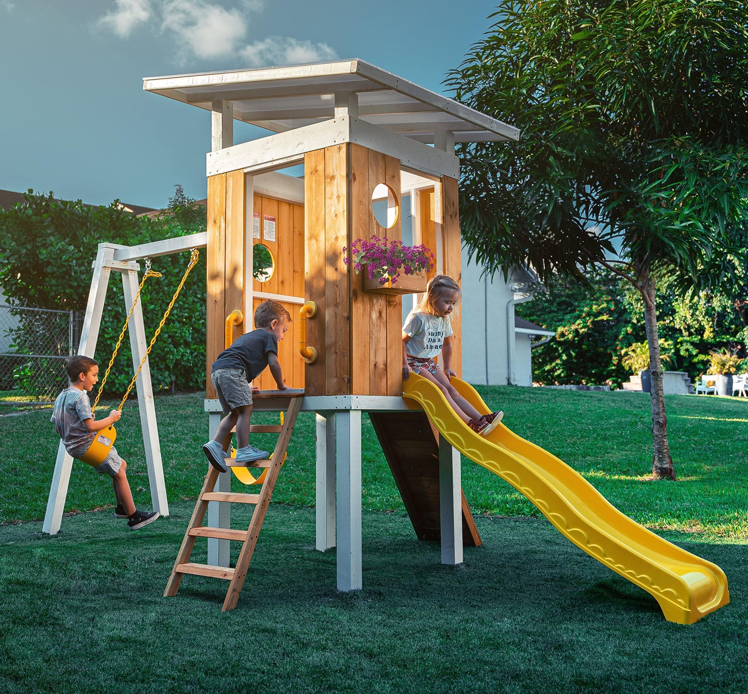 Amazon.com: Avenlur Craftsman Modern Swing Set - Outdoor Backyard Swing ...