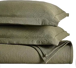 Superior 3 Piece Cotton Bedspread Set, Home Bed Decor, Decorative Bed Spread, 2 Pillow Shams, Medium Weight Blanket, Matelasse Coverlet, Bedding Essentials, Peploi Collection, King, Olive Green