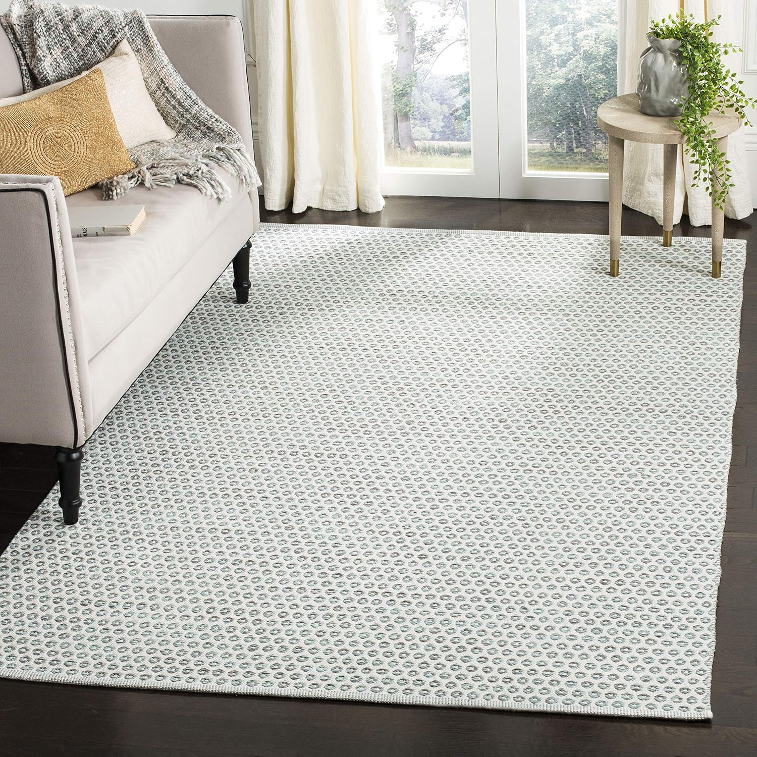 SAFAVIEH Montauk Collection Accent Rug - 3' x 5', Taupe & Ivory, Handmade Cotton, Ideal for High Traffic Areas in Entryway, Living Room, Bedroom (MTK616E)