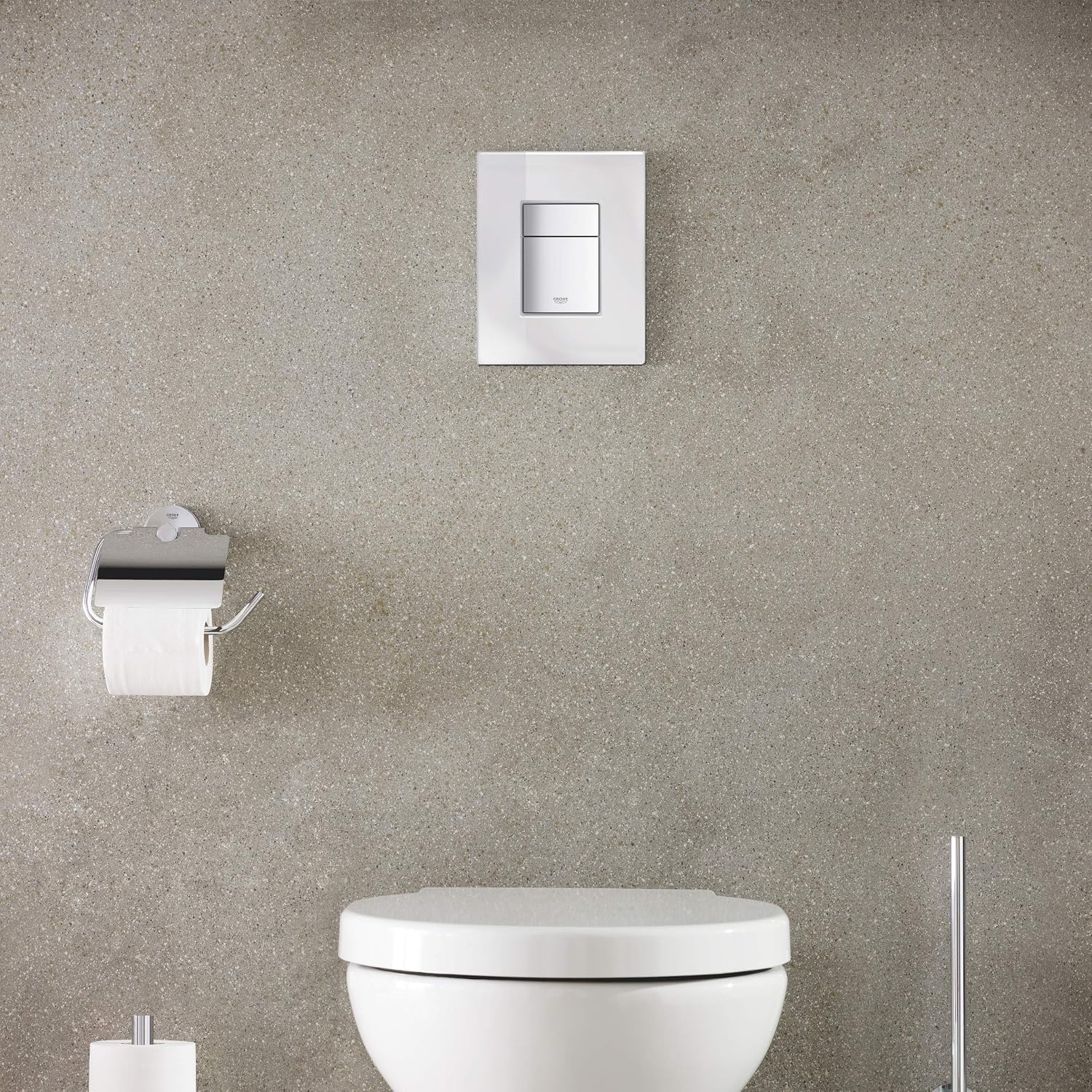 GROHE 40367000 Essentials Toilet Paper Holder With Cover, Starlight Chrome