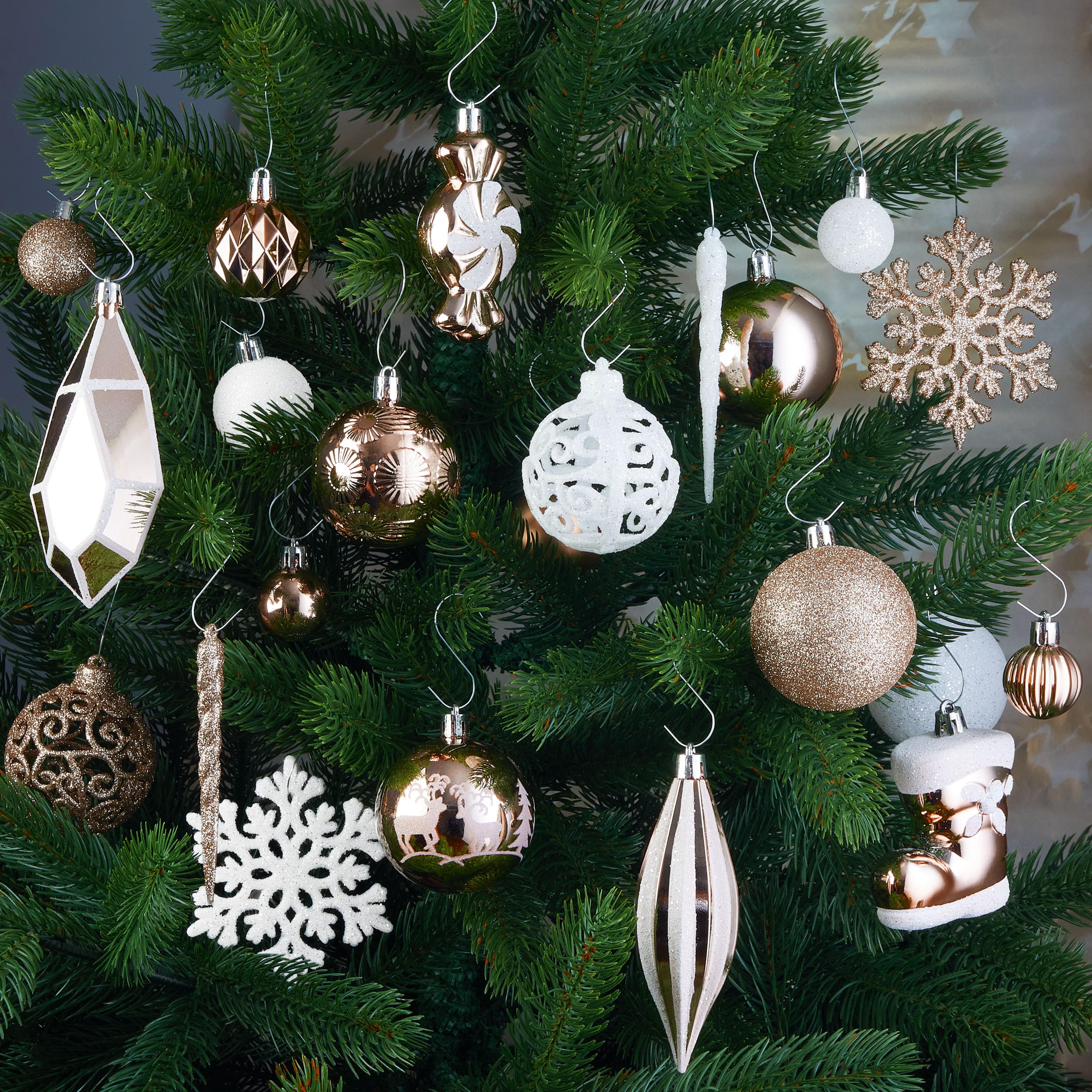 BRUBAKER Juego de 128 Bolas de Navidad - Adornos para el Árbol de Navidad XXL con Bolas de Purpurina, Carámbanos, Colgantes de Diamantes, Caramelos, Botas de Papá Noel y Estrella para el Árbol Champán