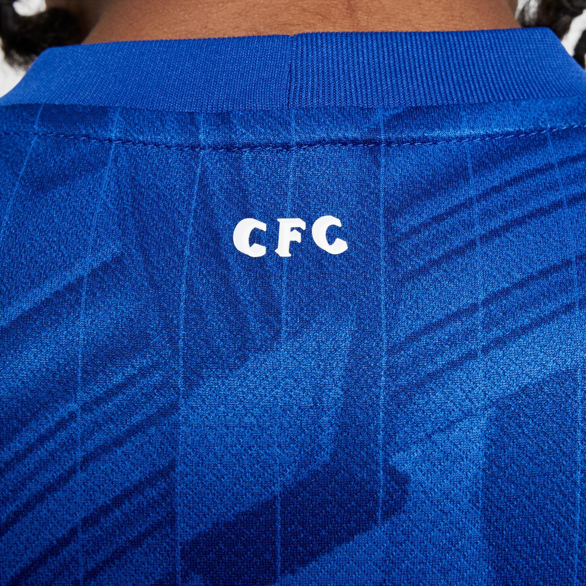 FC Chelsea 2025/26 Stadium Home replika, koszulka piłkarska z technologią Nike Dri-FIT dla starszych dzieci, HJ5285