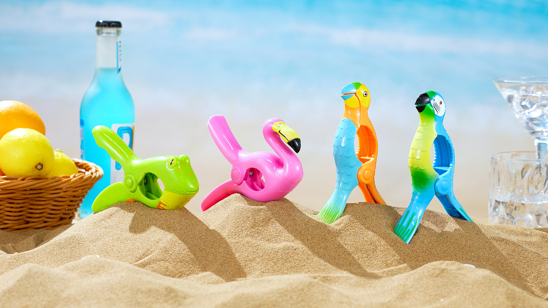 Amazon.com: Beach Towel Clips, Sopito Jumbo Size Towel Clips for