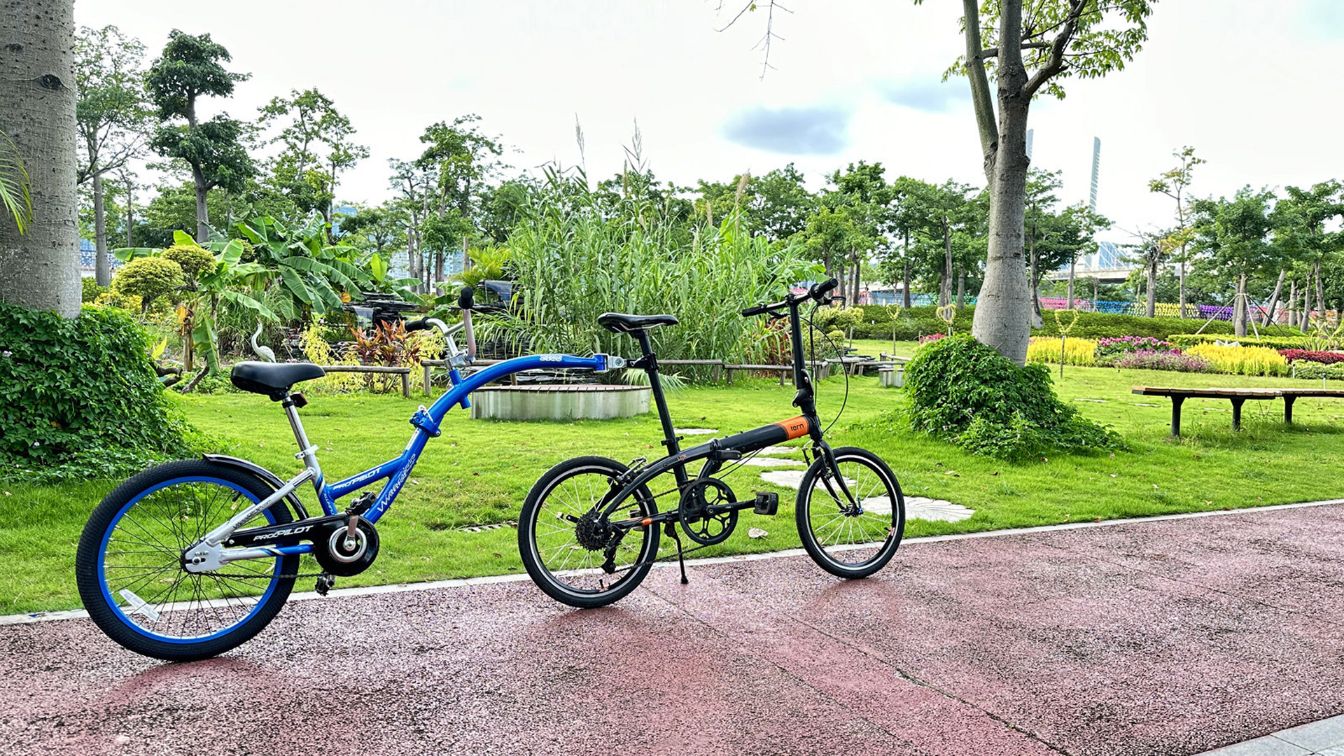 Kazam ウィライド コパイロット WeeRide Co-Pilot WeeRide Co-Pilot Bike Trailer, Green : Amazon.ca: Sports