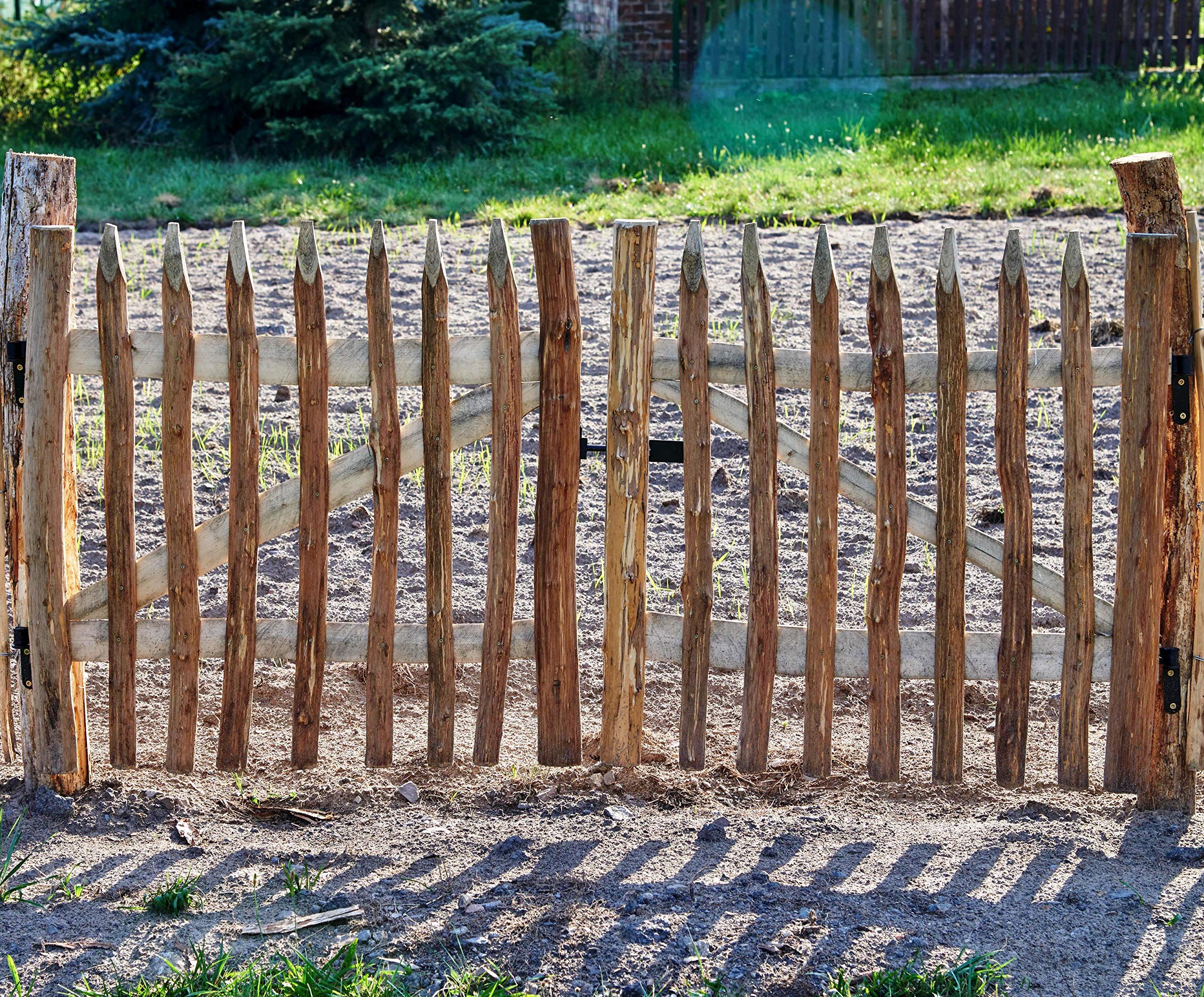 BOGATECO Grande Portillon Ferme Jardin en Bois | Largeur: 100cm | Hauteur: 120 cm | Largeur Entre Piquets de Clôture 6-7 cm | Comprend Charnières et Accessoires | Porte S'ouvre à Droite