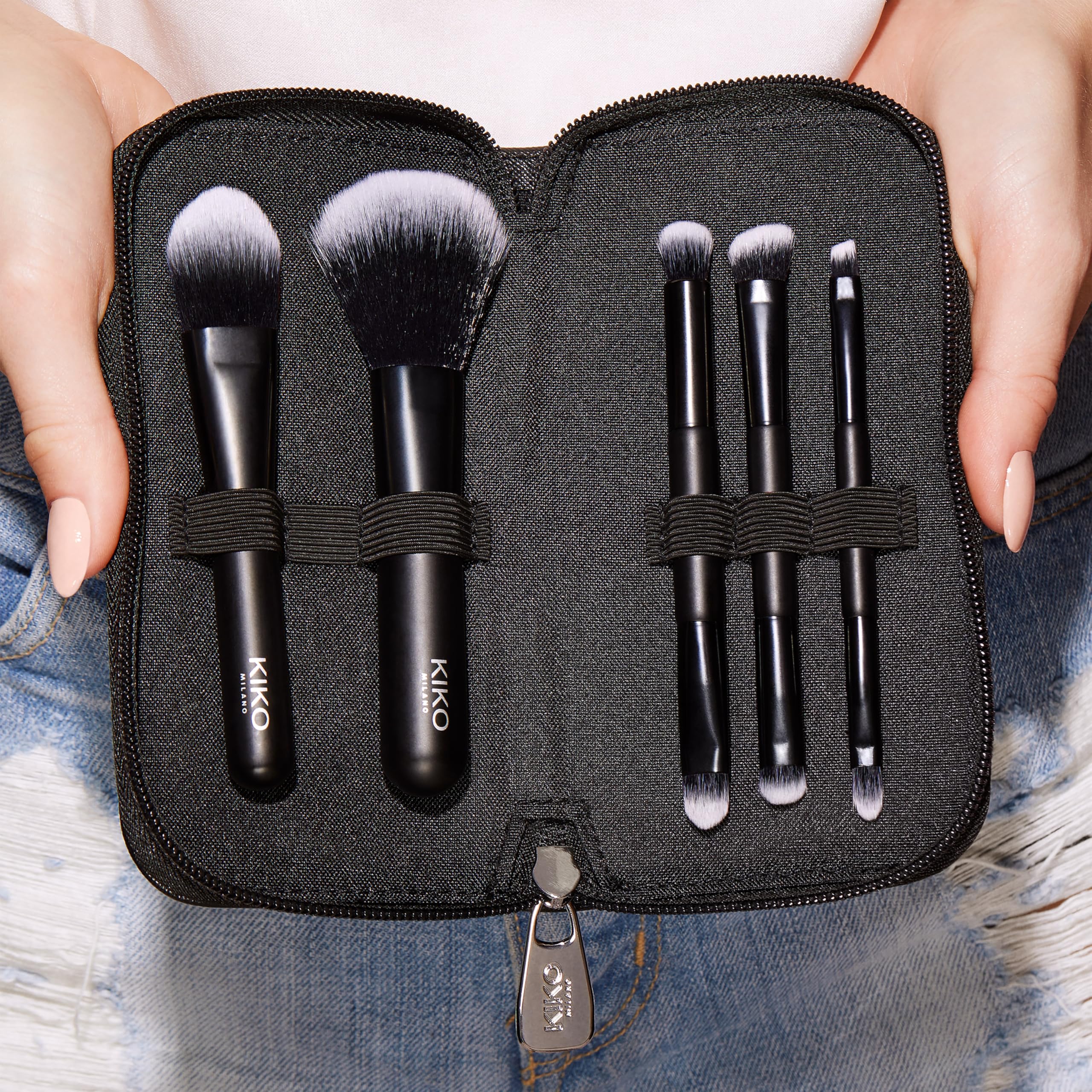 KIKO Milano Travel Brush Set, Pochette Da Viaggio Con 5 Pennelli Professionali