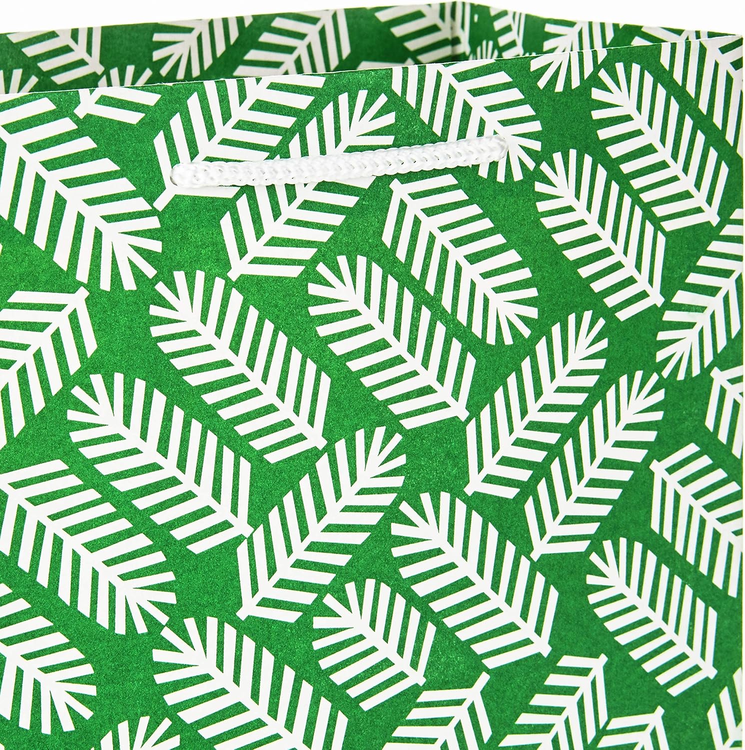 Hallmark Christmas Gift Bags Assorted Sizes (12 Bags: 5 Medium 8", 4 Large 11", 3 Extra Large 14") Red, Blue, Green, Solids, Snowflakes, Stripes - Image 6