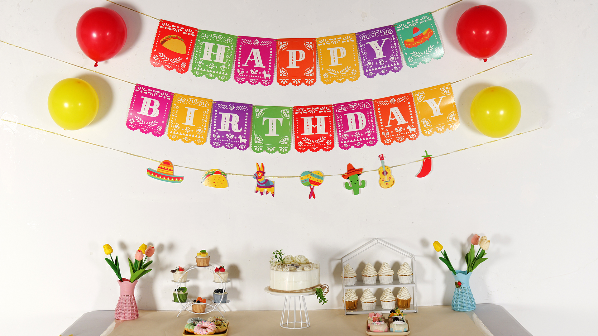 Elegante banner di buon compleanno illustrazione vettoriale | Vettore Premium