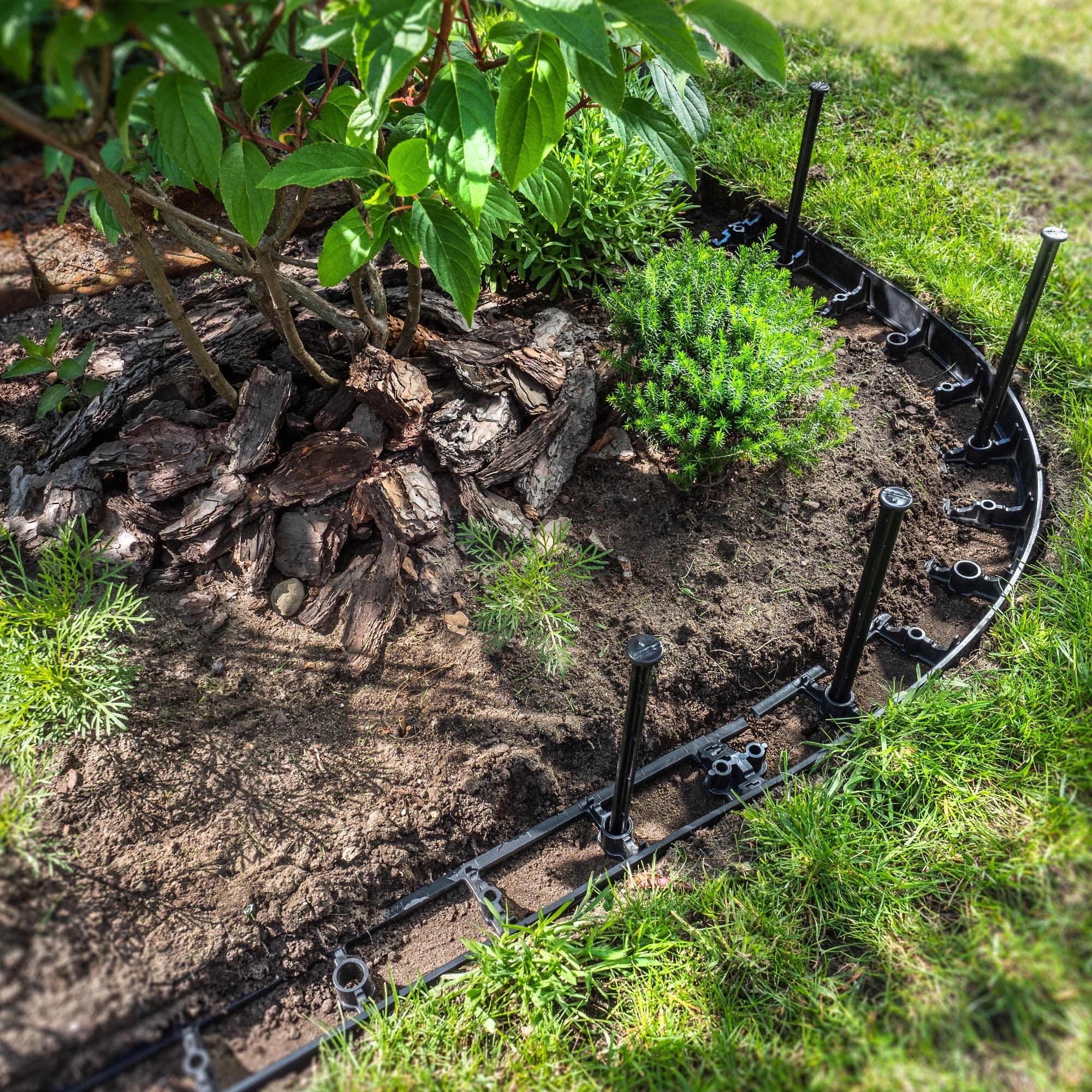 Kadax Lawn, 45 mm, 50 pezzi + 150 unghieletto realizzato in plastica, telaio da prato con un sistema di clicdi falciaturadi (nero, set d)