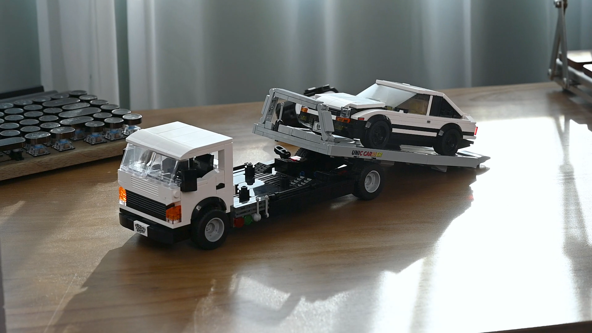 Amazon.com: dOMOb Toyota AE86 Trueno Car Building Kit – 327 pcs