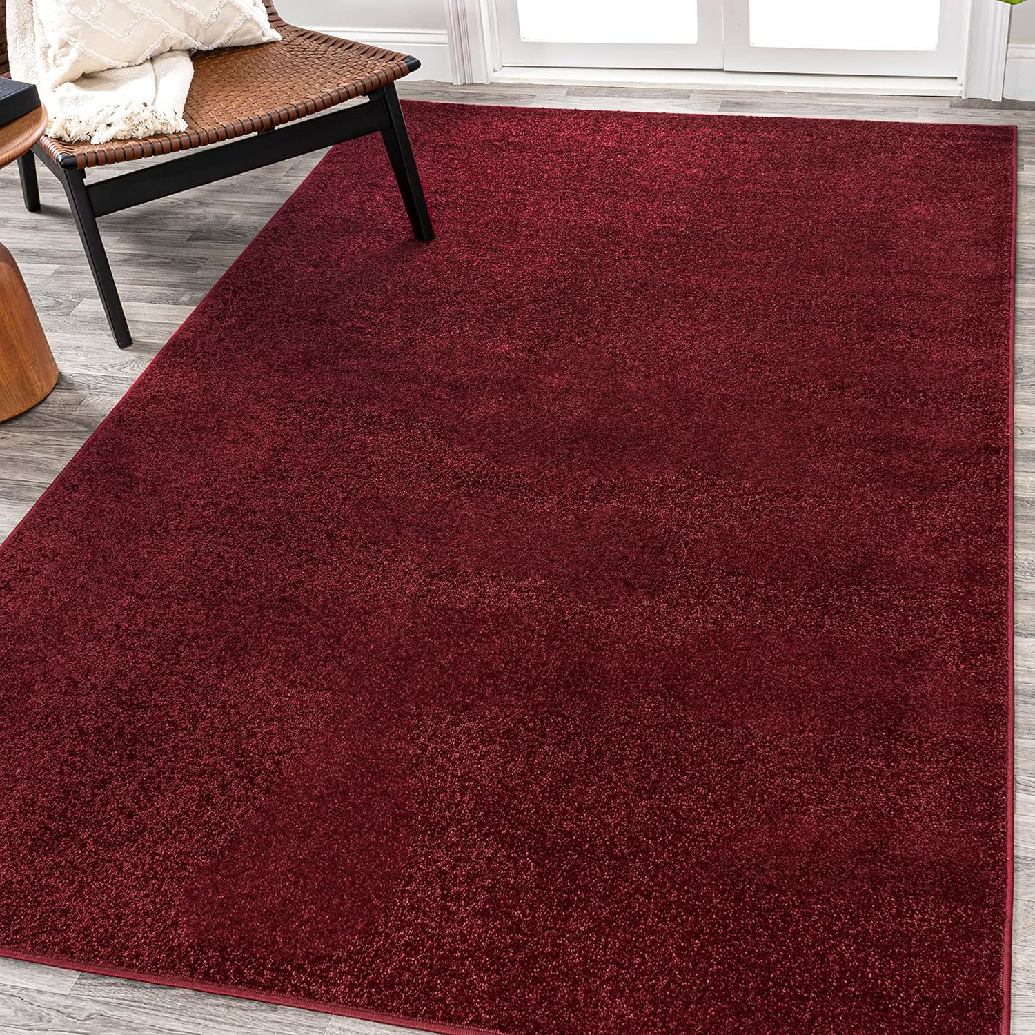 JONATHAN Y Haze Solid Low-Pile Dark Red Indoor Area Rug 10x14, Coastal,Bohemian,Minimalist,Classic, Easy-Cleaning for Living Room,Bedroom,Kitchen,Pet Friendly,Non-Shedding (SEU100Q-14) Dark Red 10' x 14' (Rectangular)