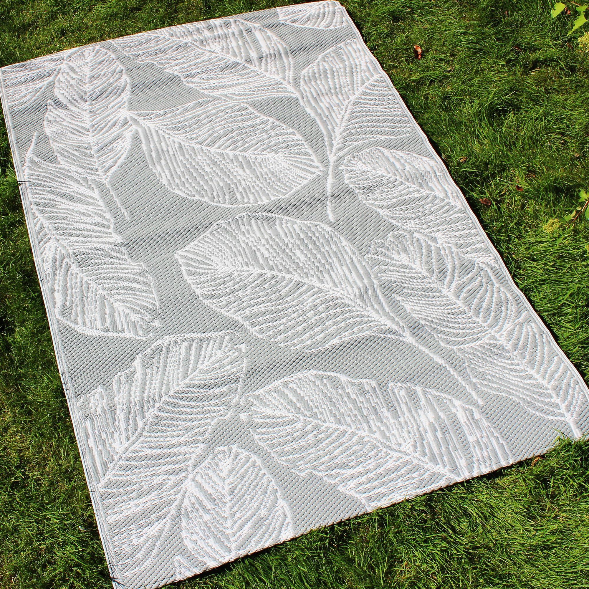 Fusion Matteo Leaf Print Outdoor Rug - 170 cm x 120 cm - Grey