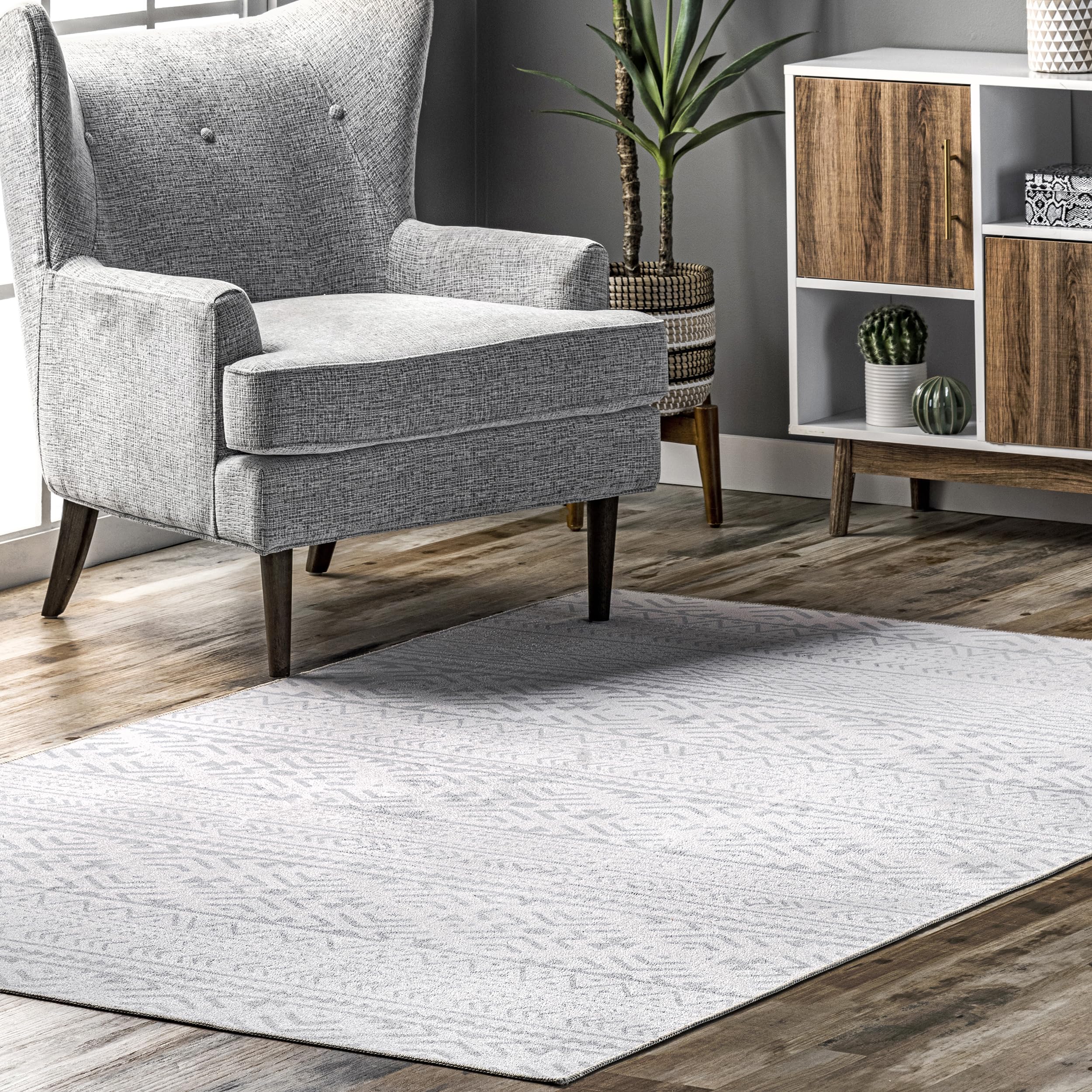 nuLOOM Calia Machine Washable Aztec Bands Ultra Thin Area Rug, 5' x 8', Light Grey