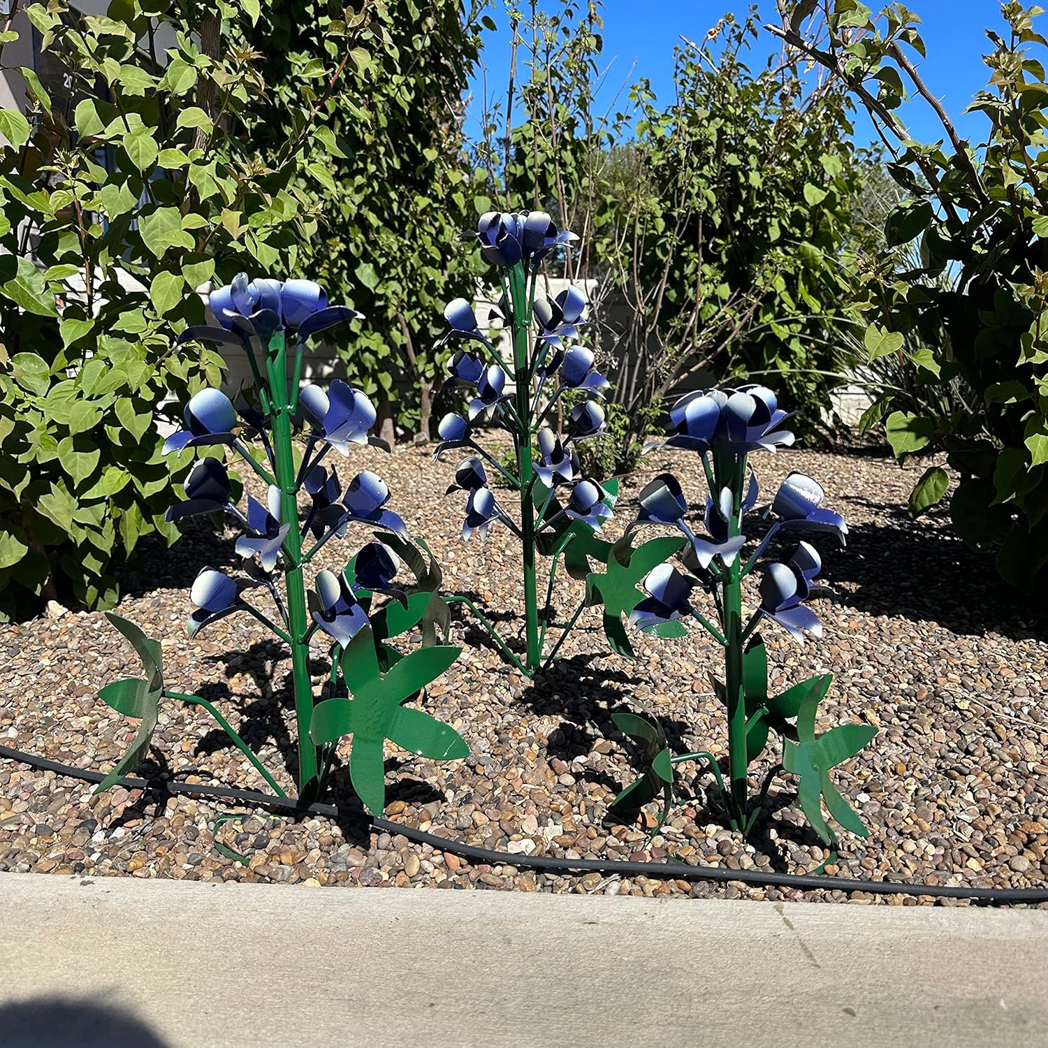 Handmade Metal Bluebonnets Yard Art – Garden Decor, Texas State Flower, Outdoor/Indoor Decoration (Purple (23 inches))