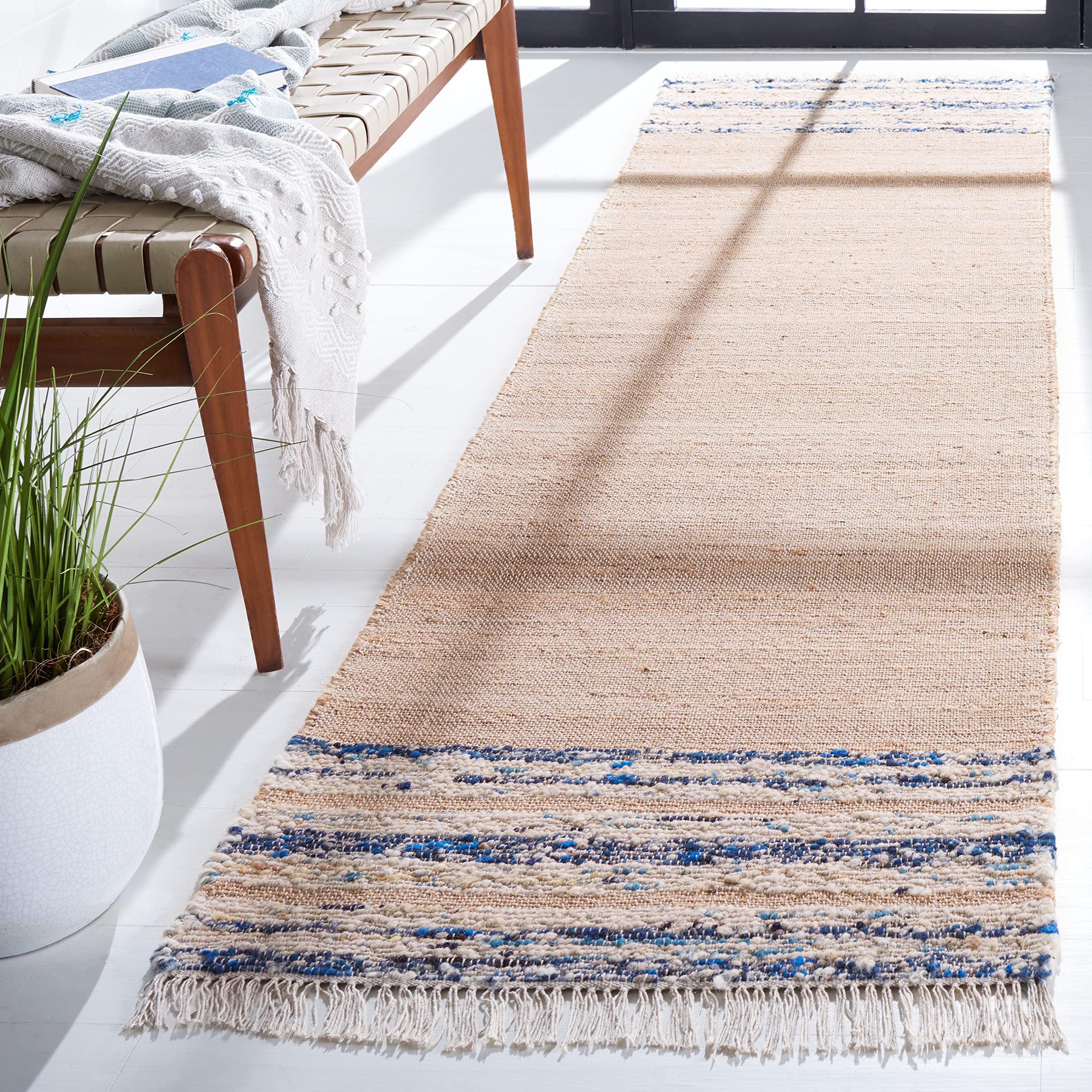 SAFAVIEH Natura Collection Runner Rug - 2'3