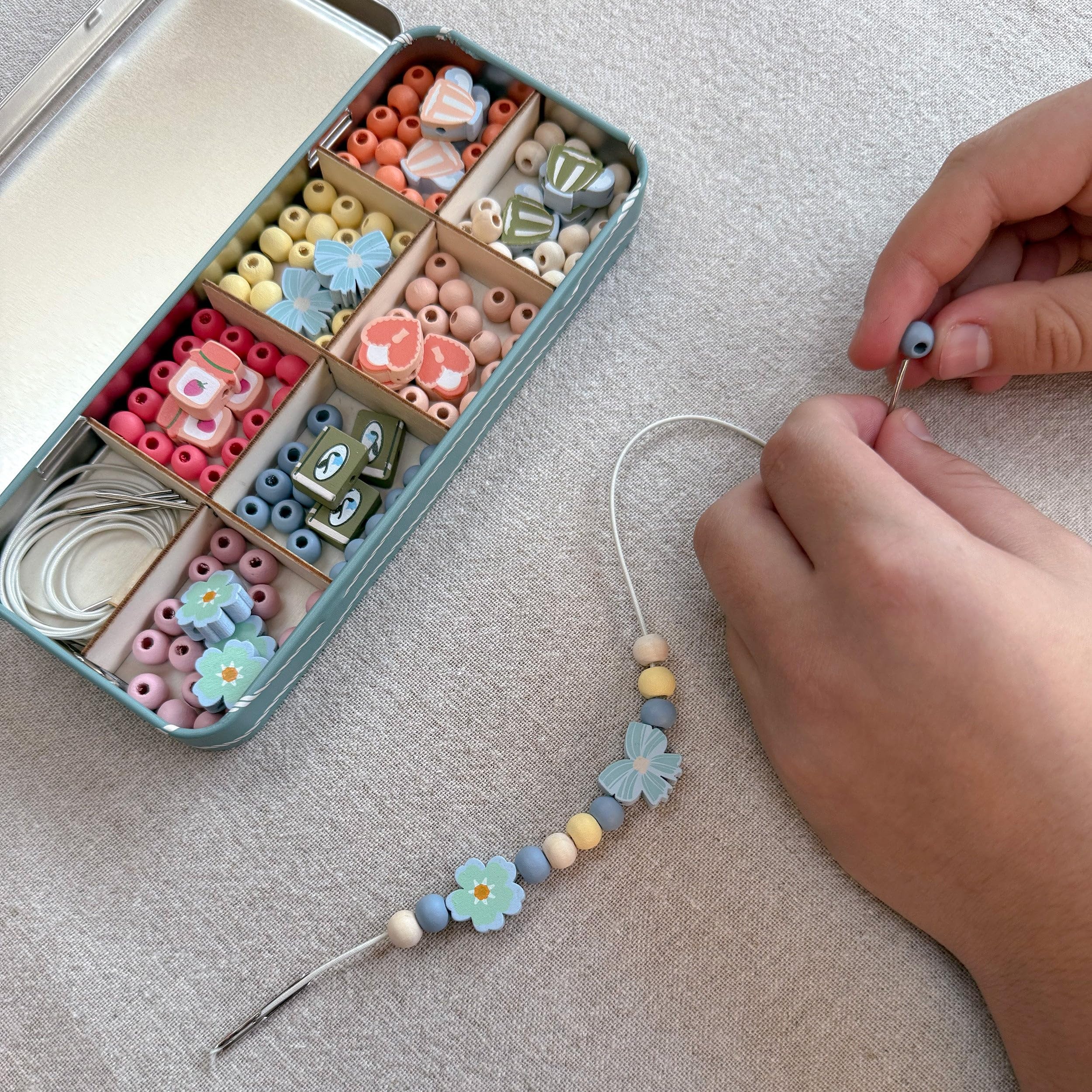COTTON TWIST Tiny Trinkets Wooden Bracelet Beads Craft Kit for Kids - Image 4