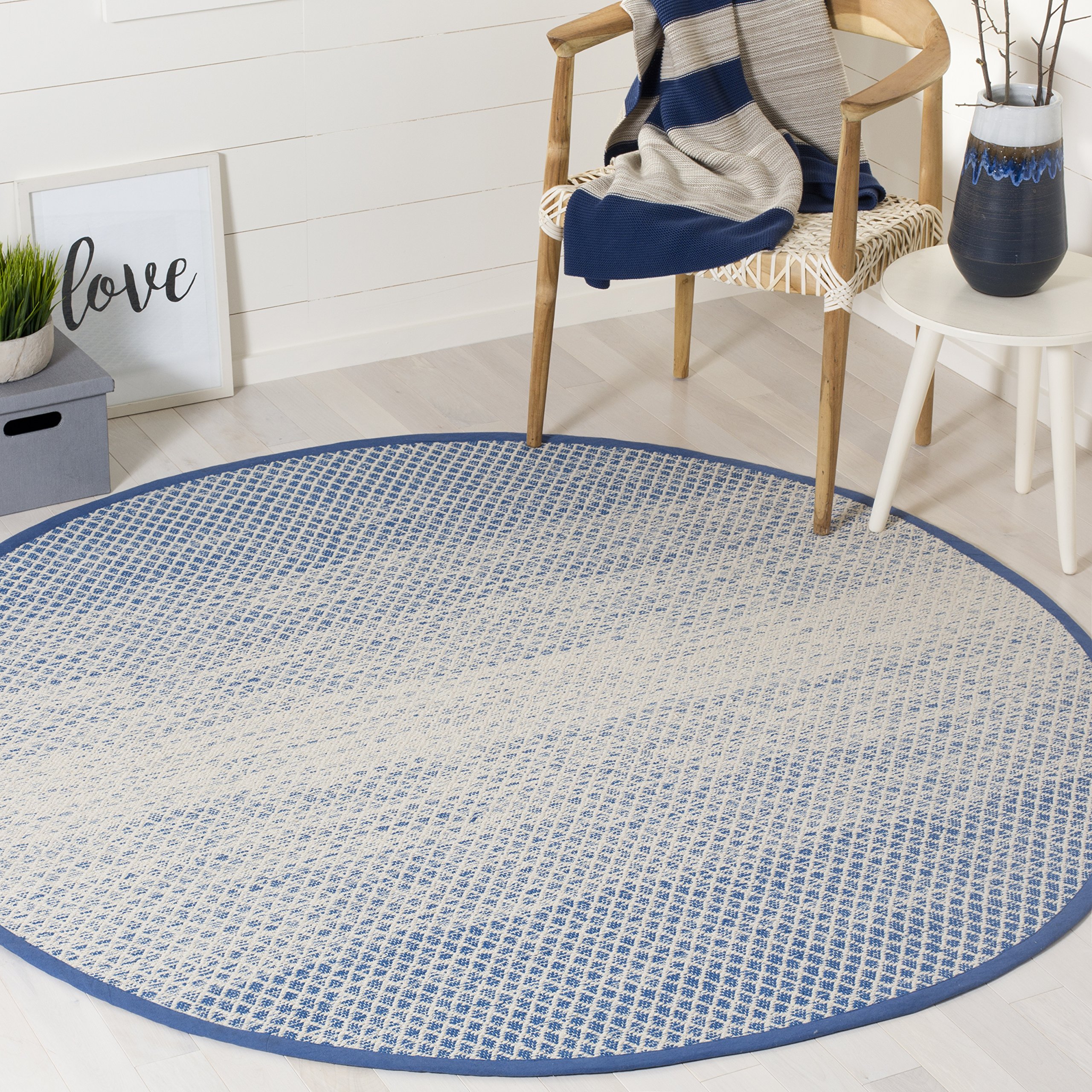 SAFAVIEH Montauk Collection 4' Round Blue/Ivory MTK601B Handmade Cotton Entryway Foyer Living Room Bedroom Kitchen Area Rug