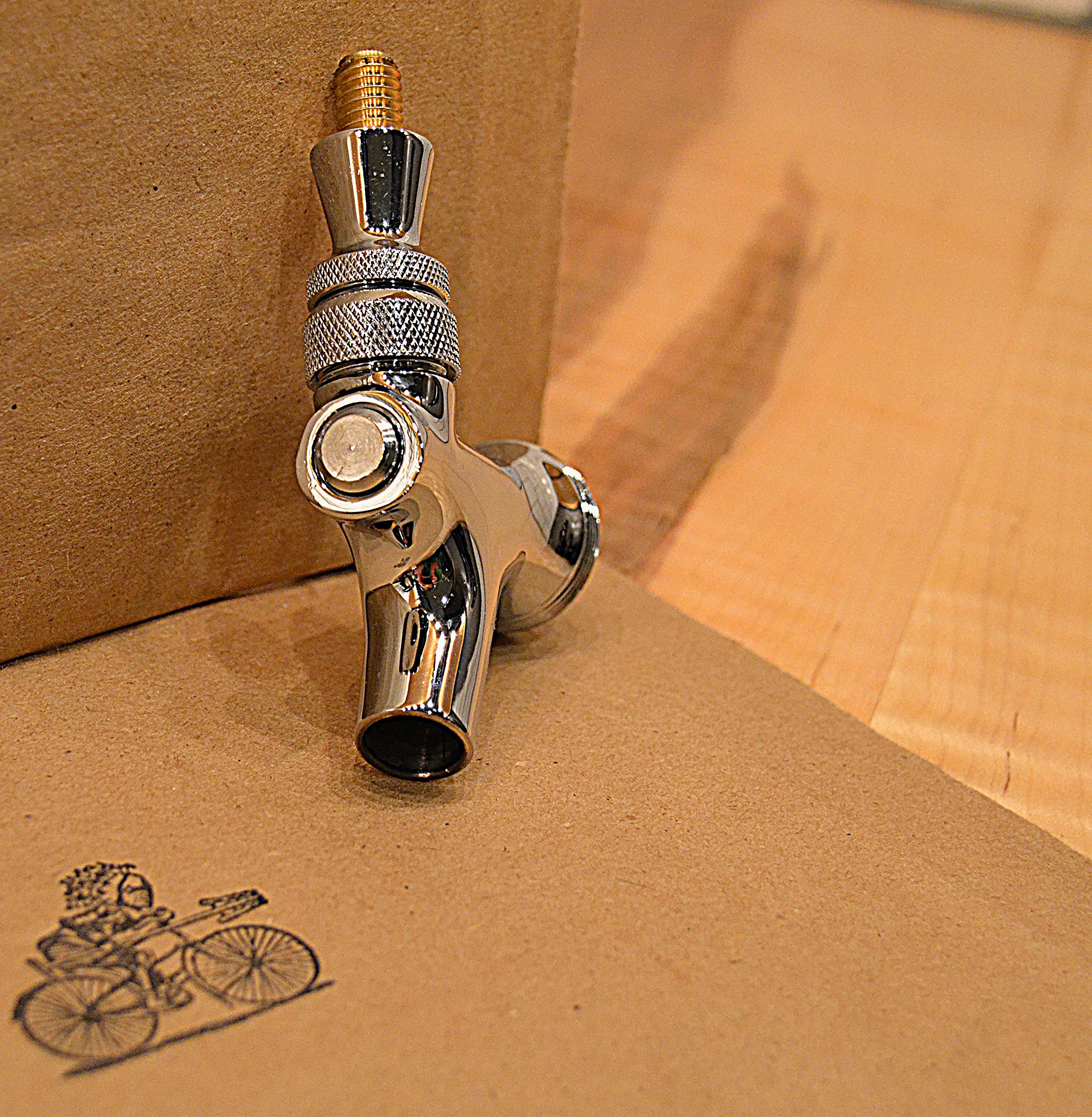 K&B Draft Beer Faucet - Brass Lever