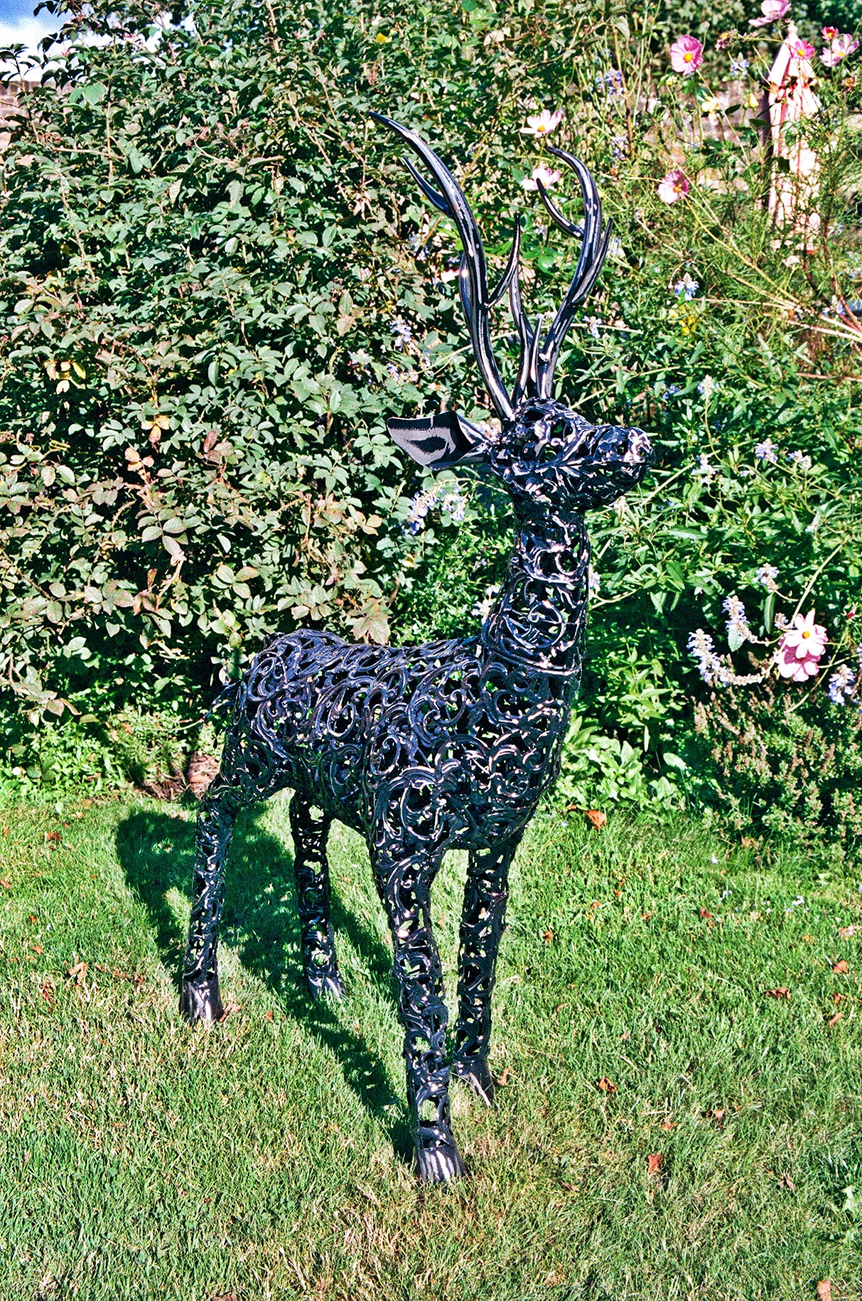 Inspirational Gifting Stunning standing stag deer garden or home ornament 1.2m (4ft) tall filigree metal sculpture