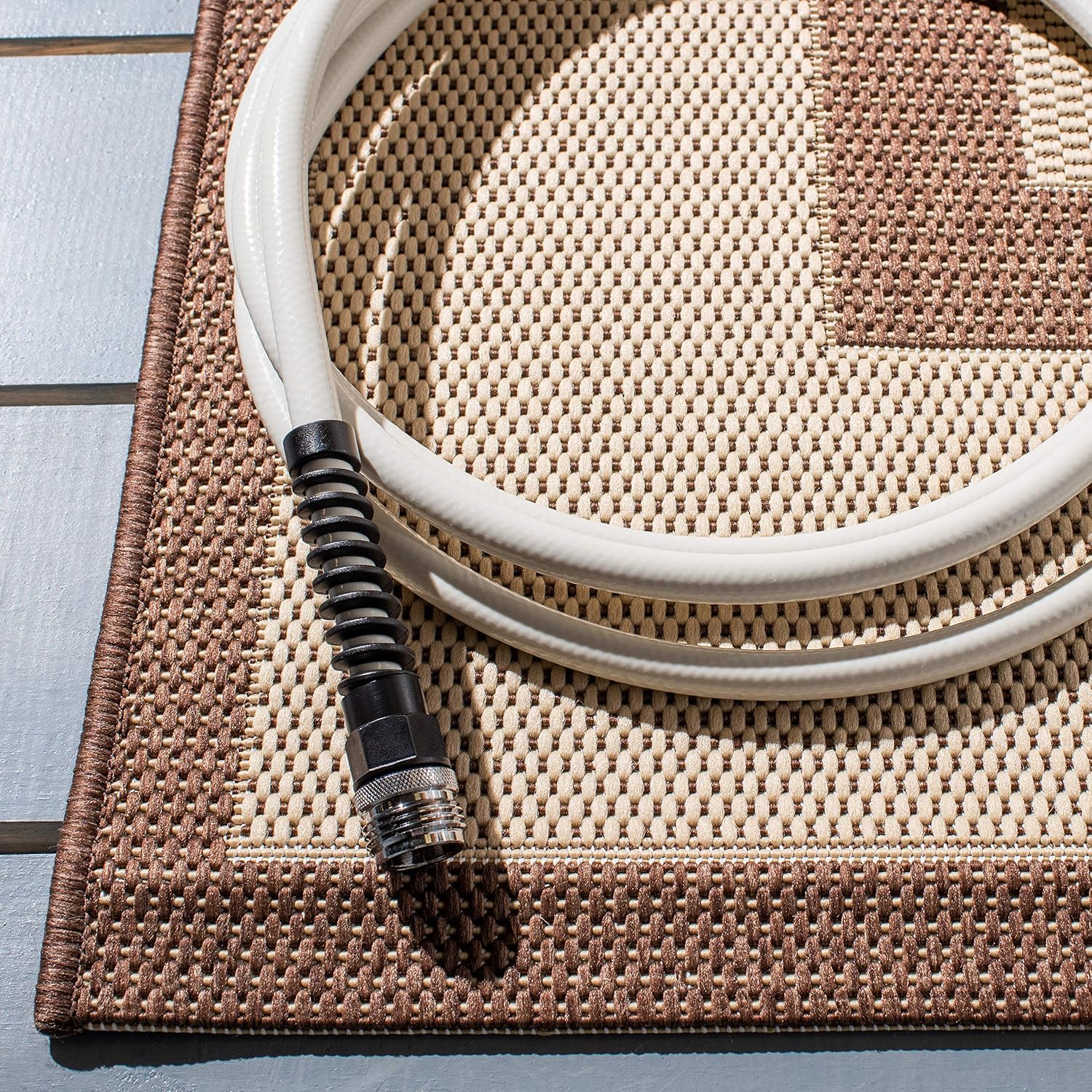 SAFAVIEH Washable Rug Outdoor Courtyard Collection - 6'7" x 9'6", Natural & Chocolate, Non-Shedding & Easy Cleaning, Ideal for Patio, Backyard, Mudroom (CY6822-402)